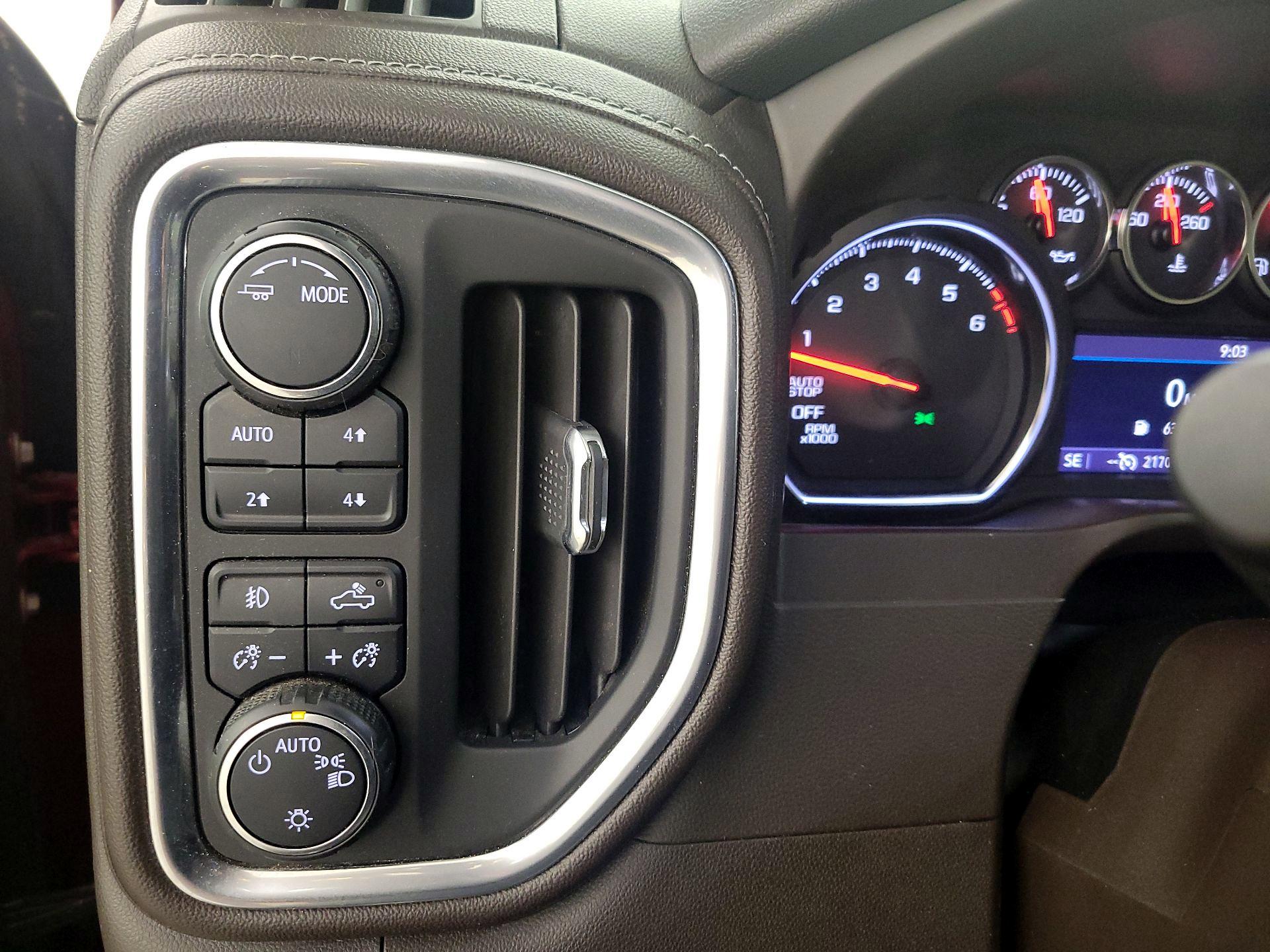 Thumbnail: 2020 Chevrolet Silverado 1500 - 13