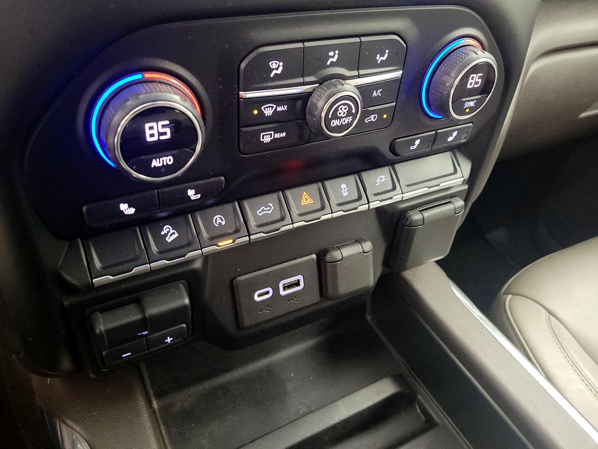 Thumbnail: 2020 Chevrolet Silverado 1500 - 16