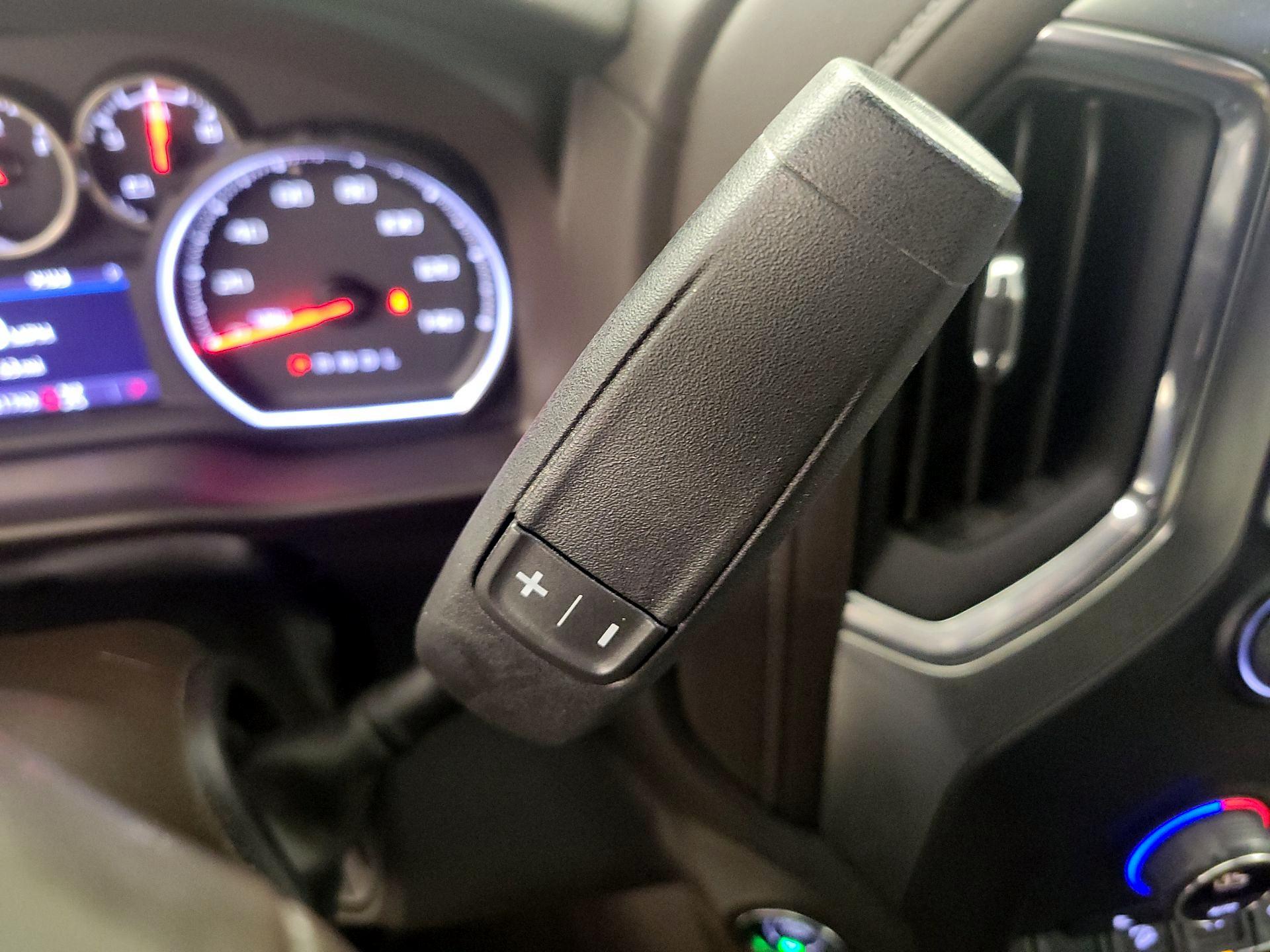 Thumbnail: 2020 Chevrolet Silverado 1500 - 17