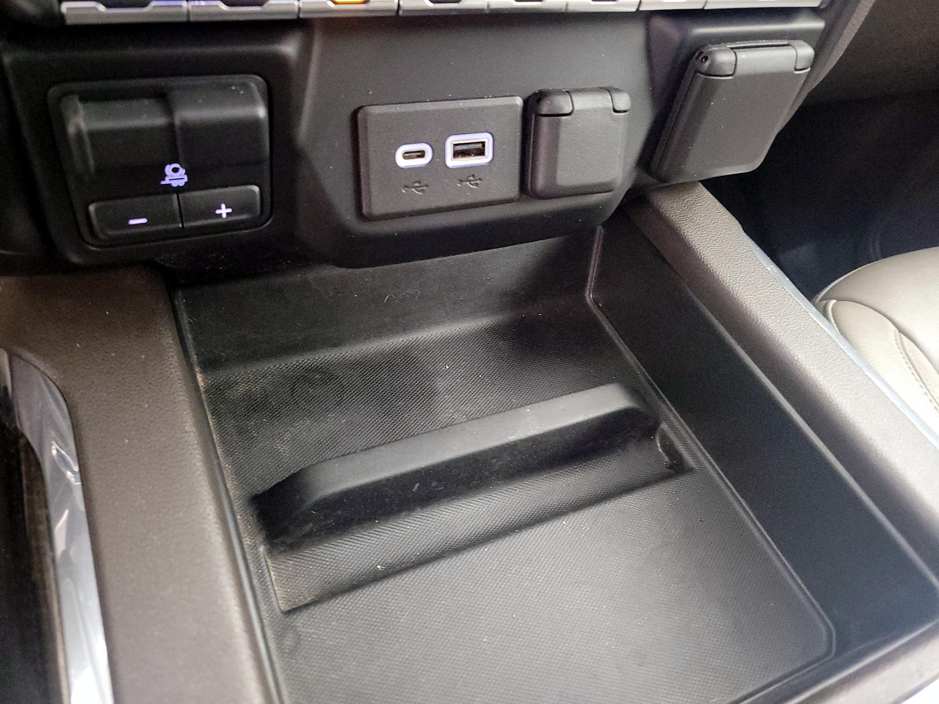 Thumbnail: 2020 Chevrolet Silverado 1500 - 18