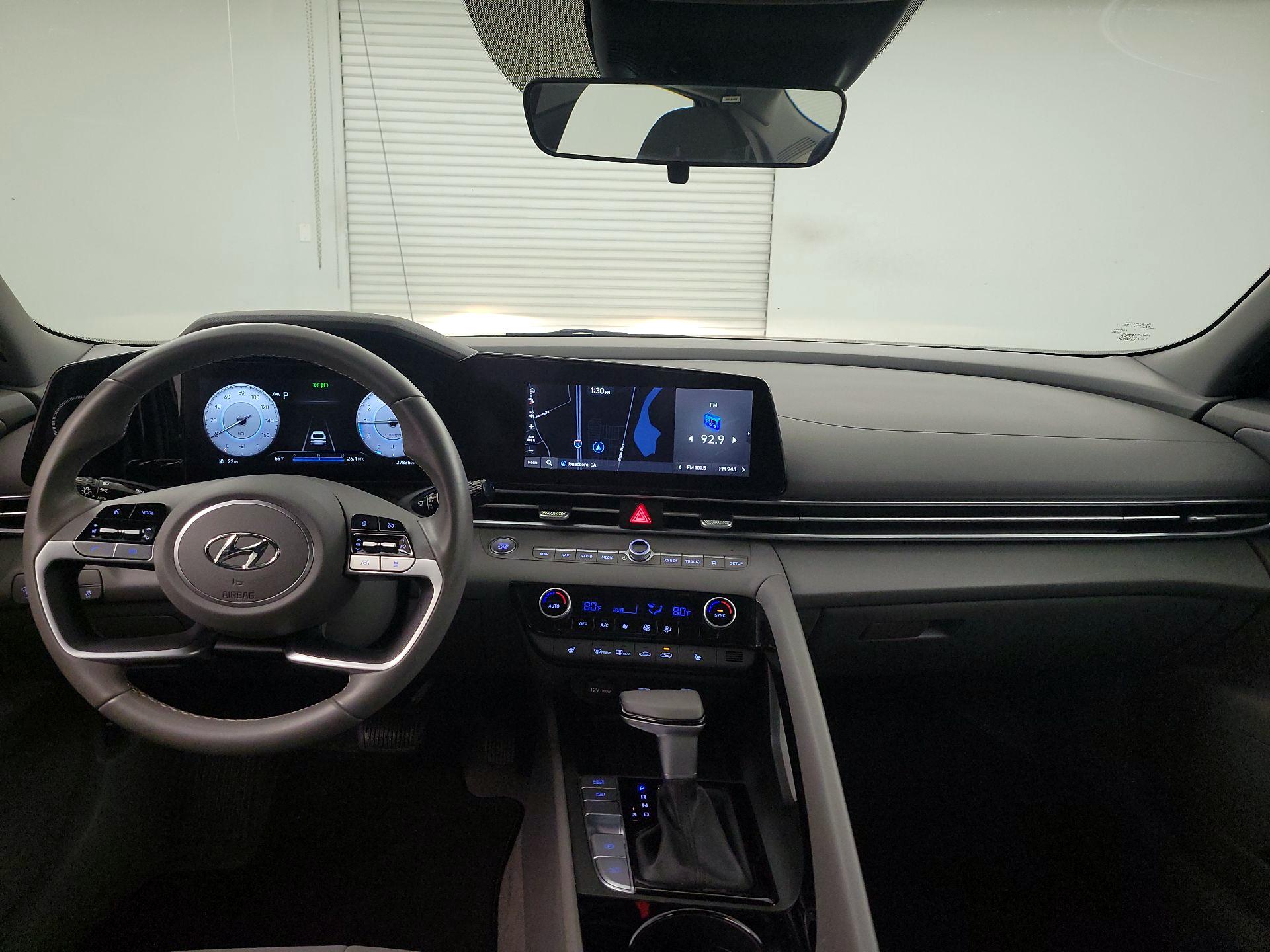 Thumbnail: 2023 Hyundai Elantra - 9