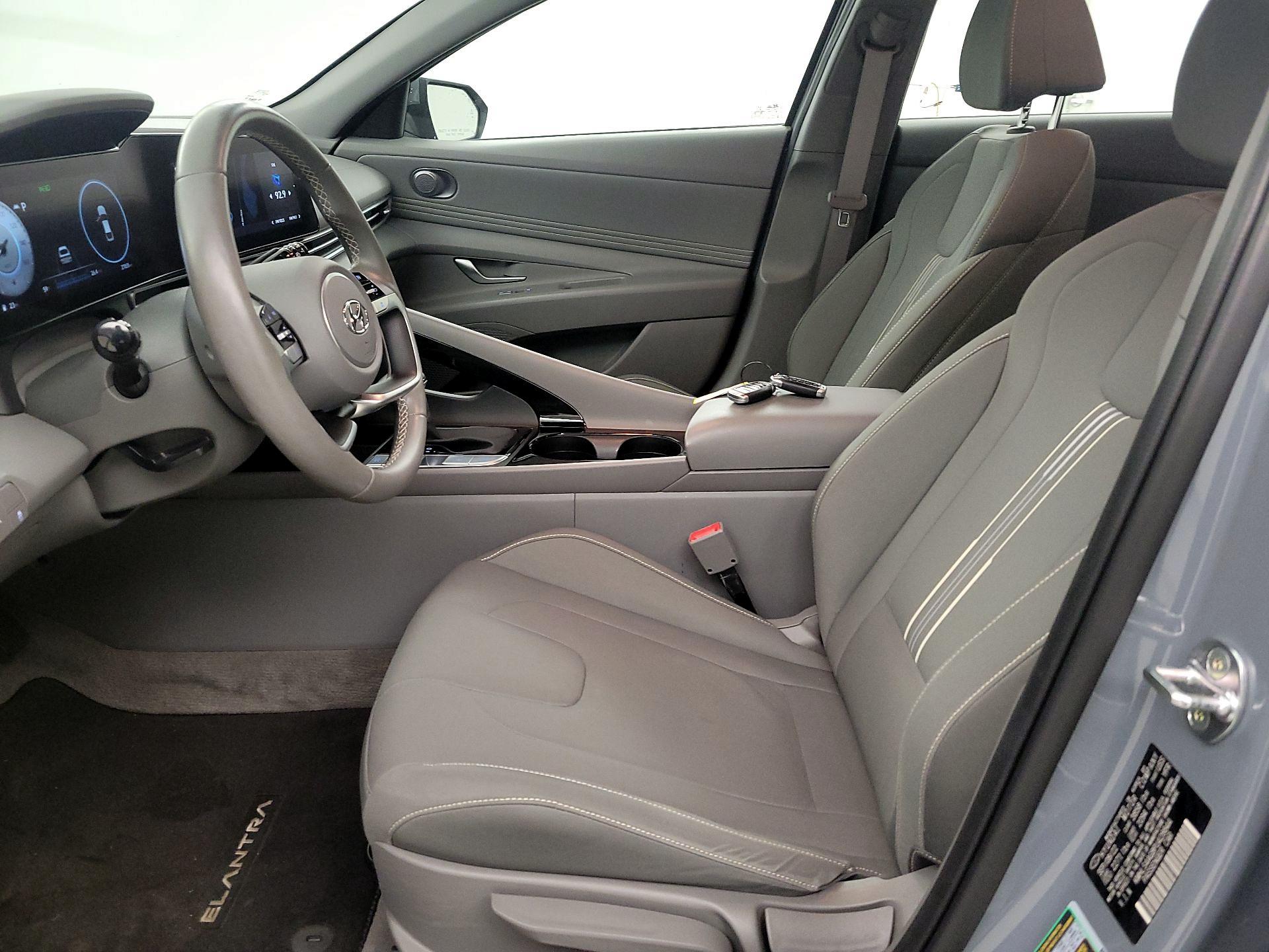 Thumbnail: 2023 Hyundai Elantra - 11