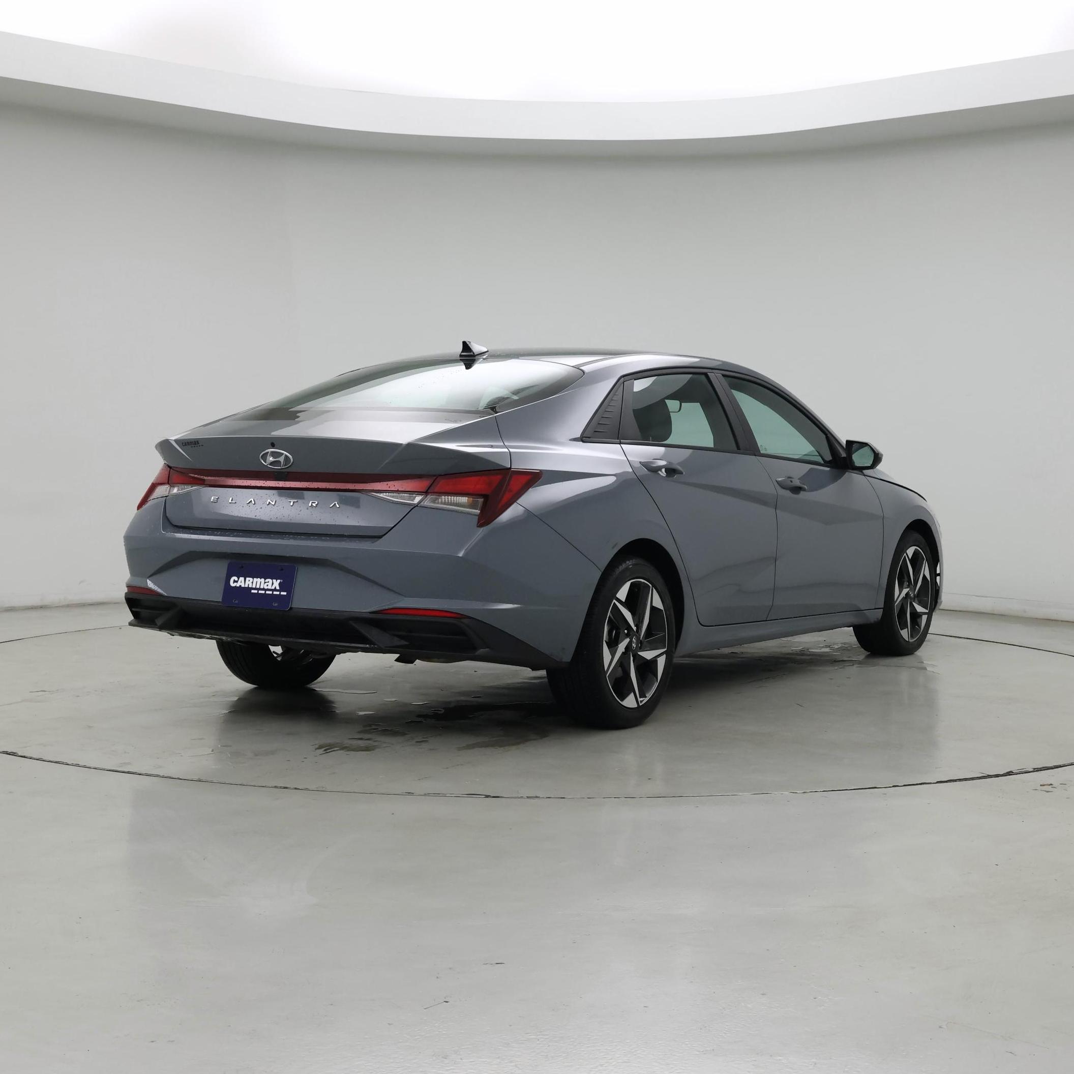 Thumbnail: 2023 Hyundai Elantra - 8