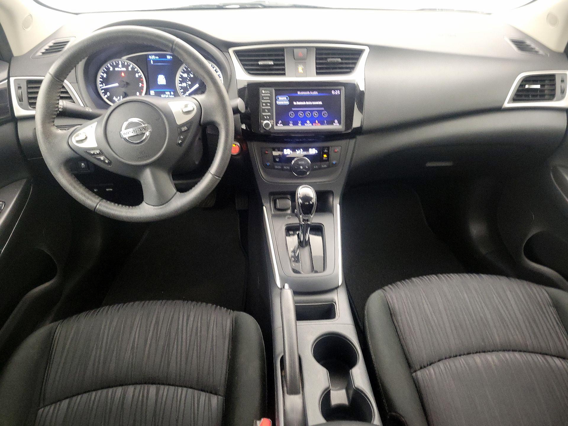 Thumbnail: 2019 Nissan Sentra - 9