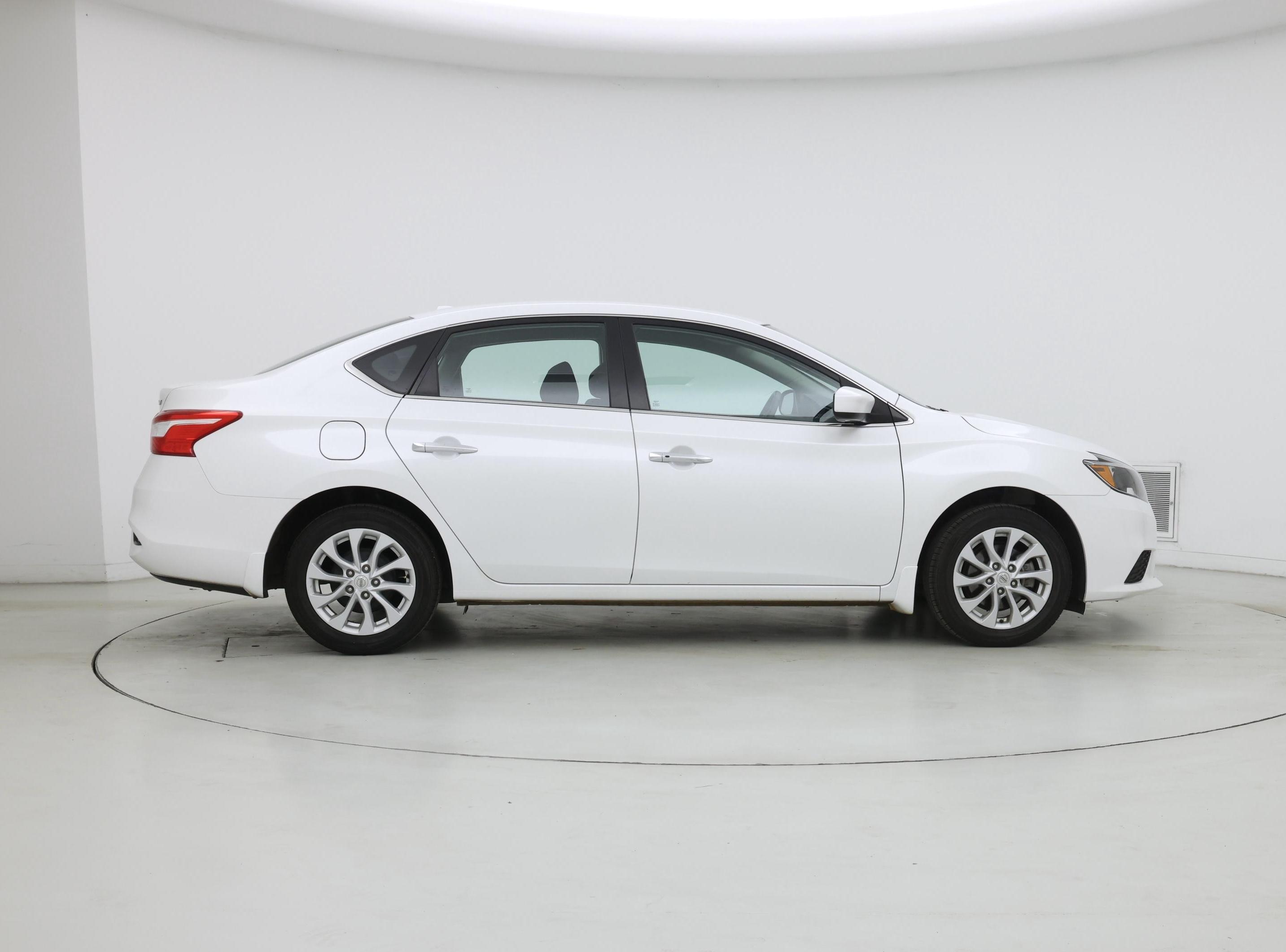 Thumbnail: 2019 Nissan Sentra - 7