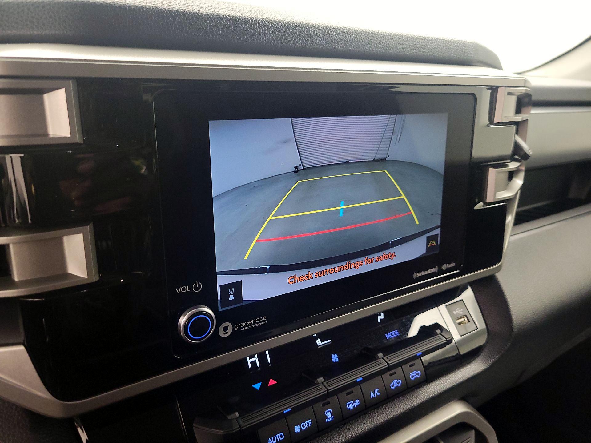 Thumbnail: 2022 Toyota Tundra - 14