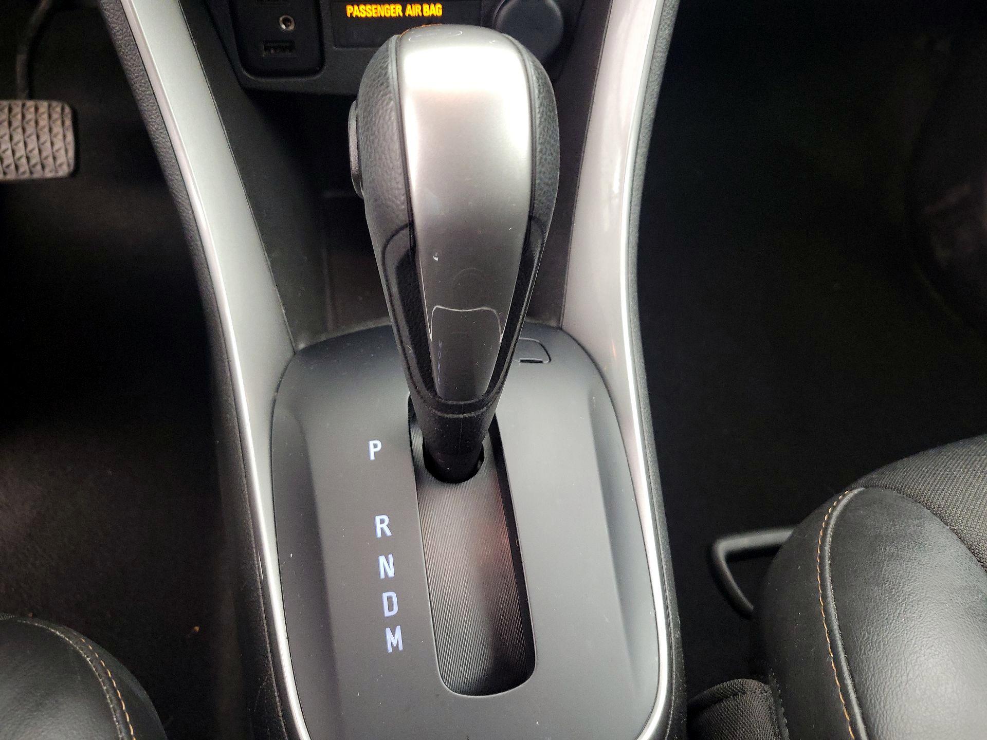 Thumbnail: 2022 Chevrolet Trax - 17