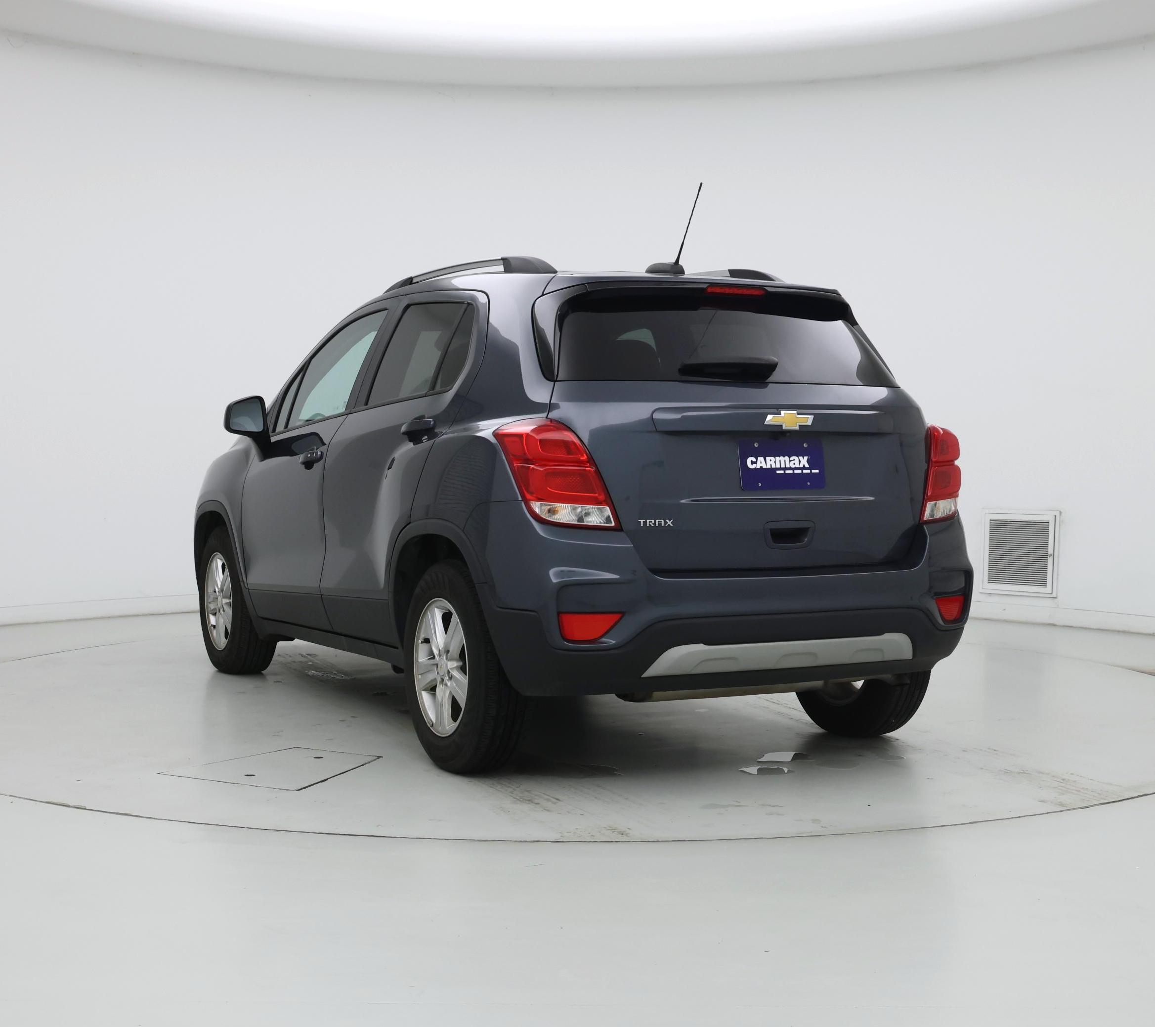 Thumbnail: 2022 Chevrolet Trax - 2