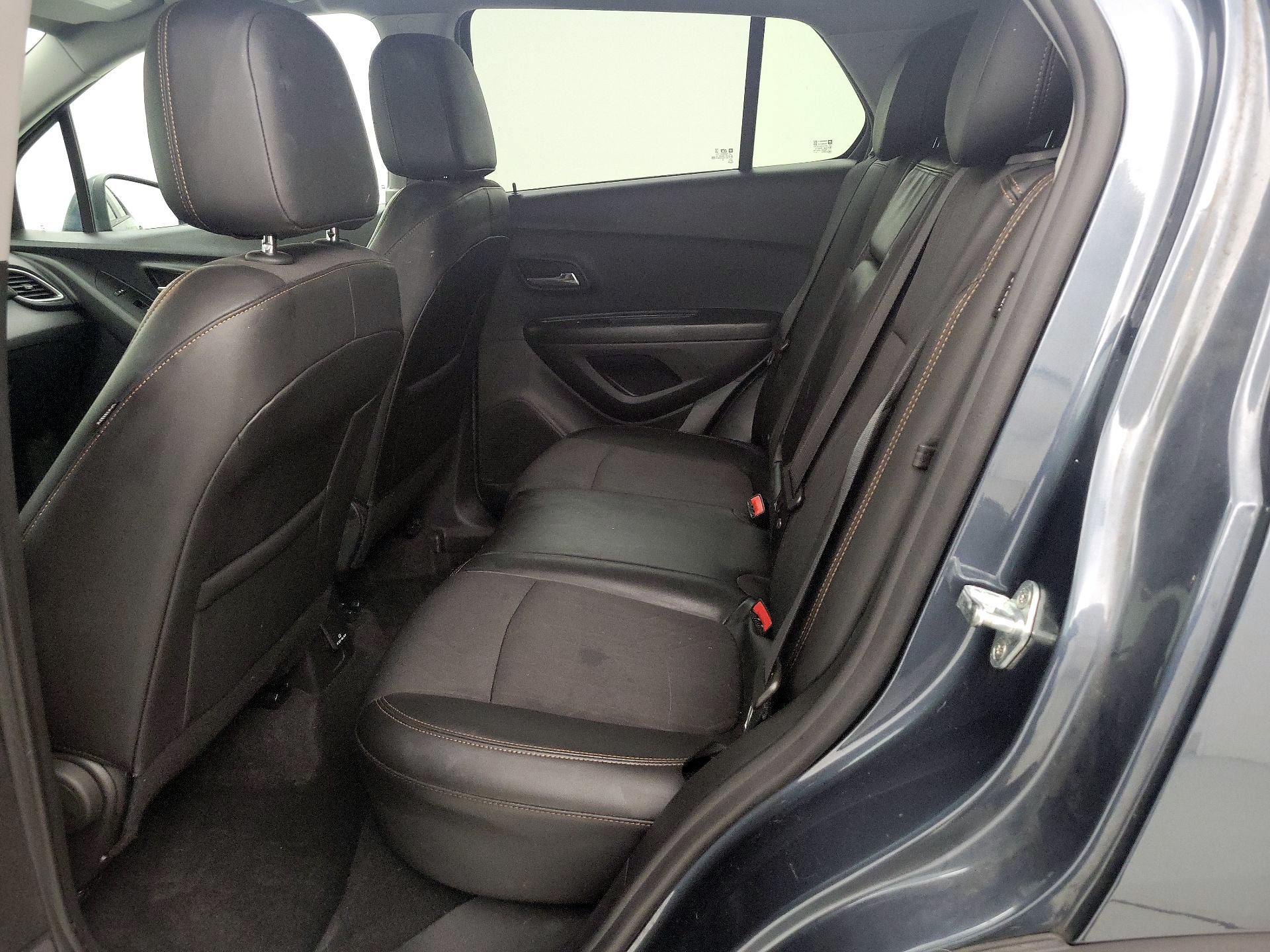 Thumbnail: 2022 Chevrolet Trax - 19