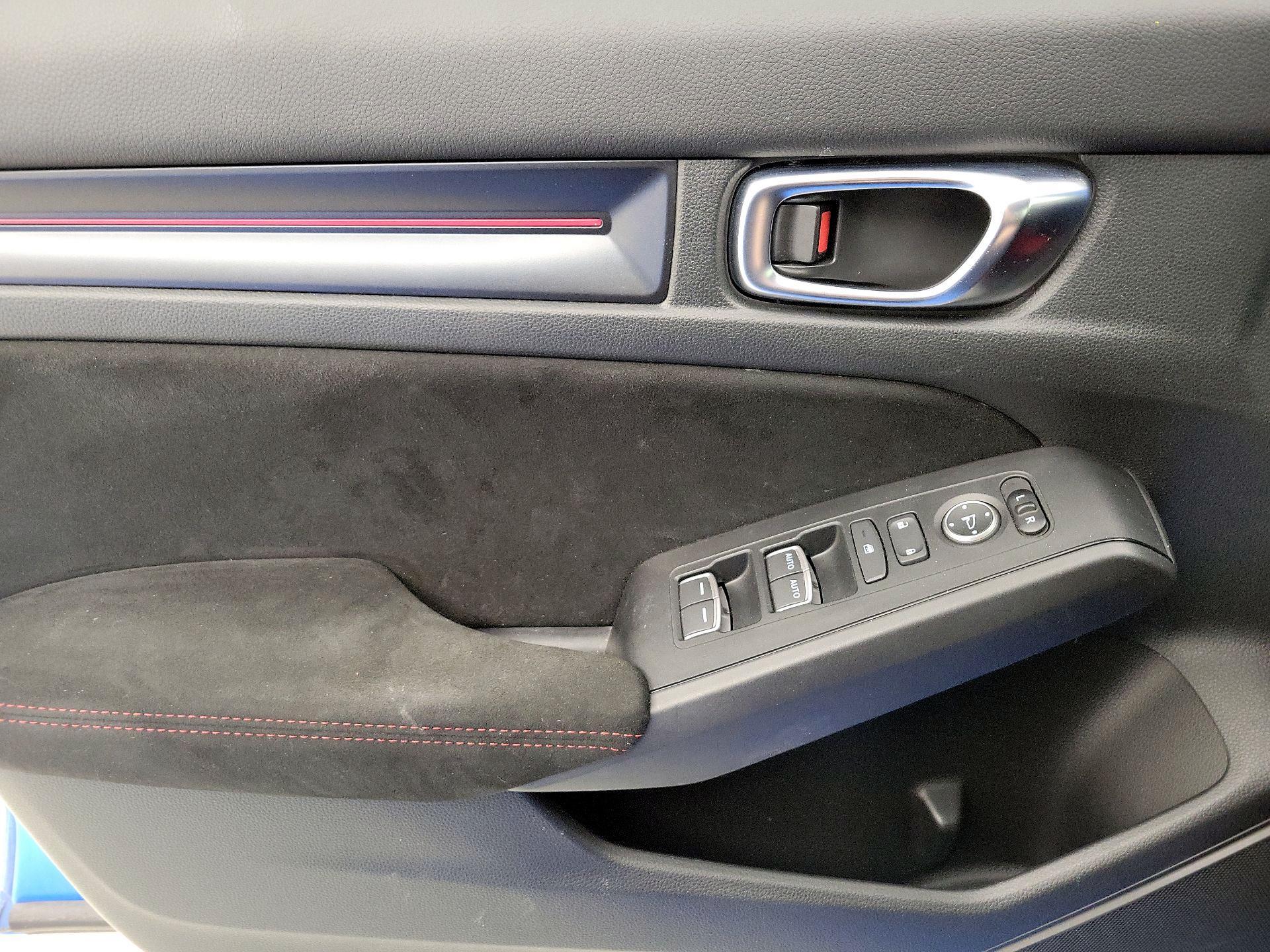 Thumbnail: 2023 Honda Civic - 12