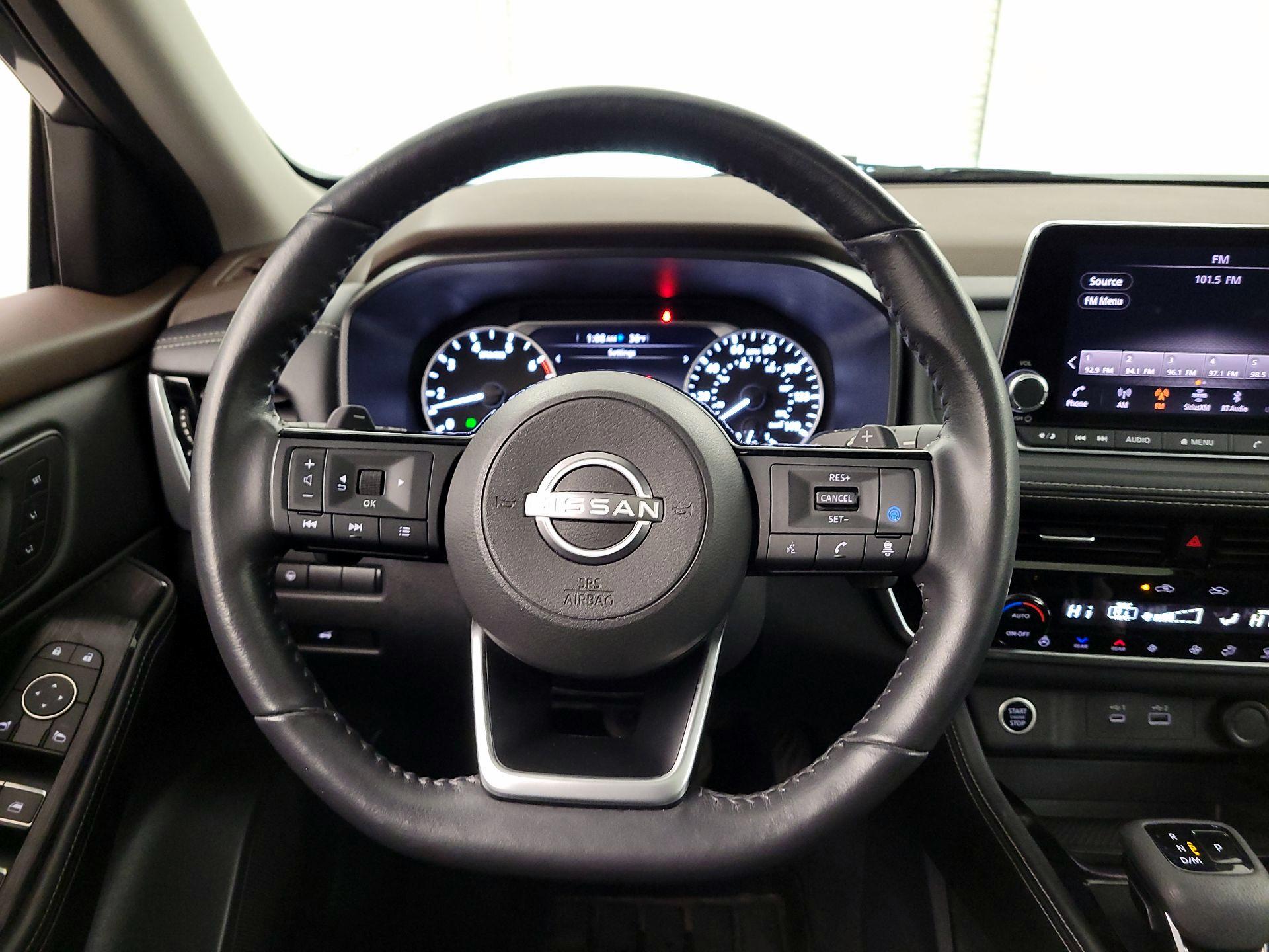 Thumbnail: 2022 Nissan Rogue - 10