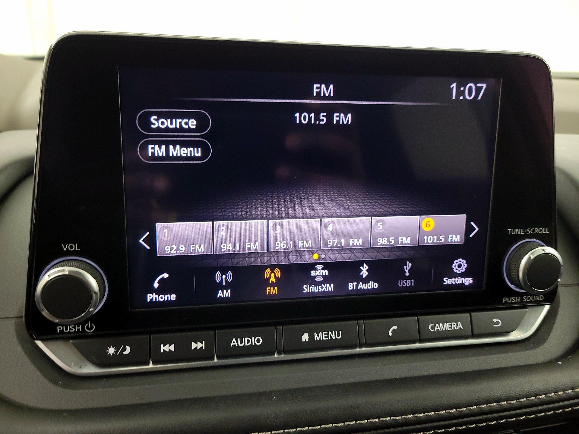 Thumbnail: 2022 Nissan Rogue - 15