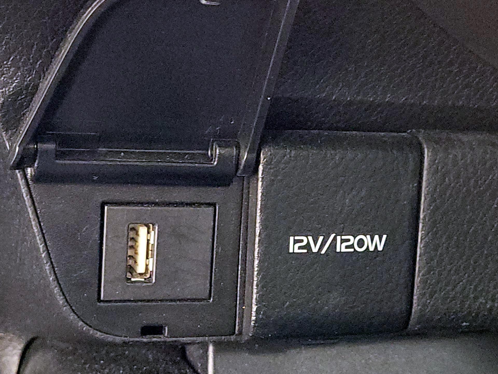 Thumbnail: 2020 Toyota Camry - 18