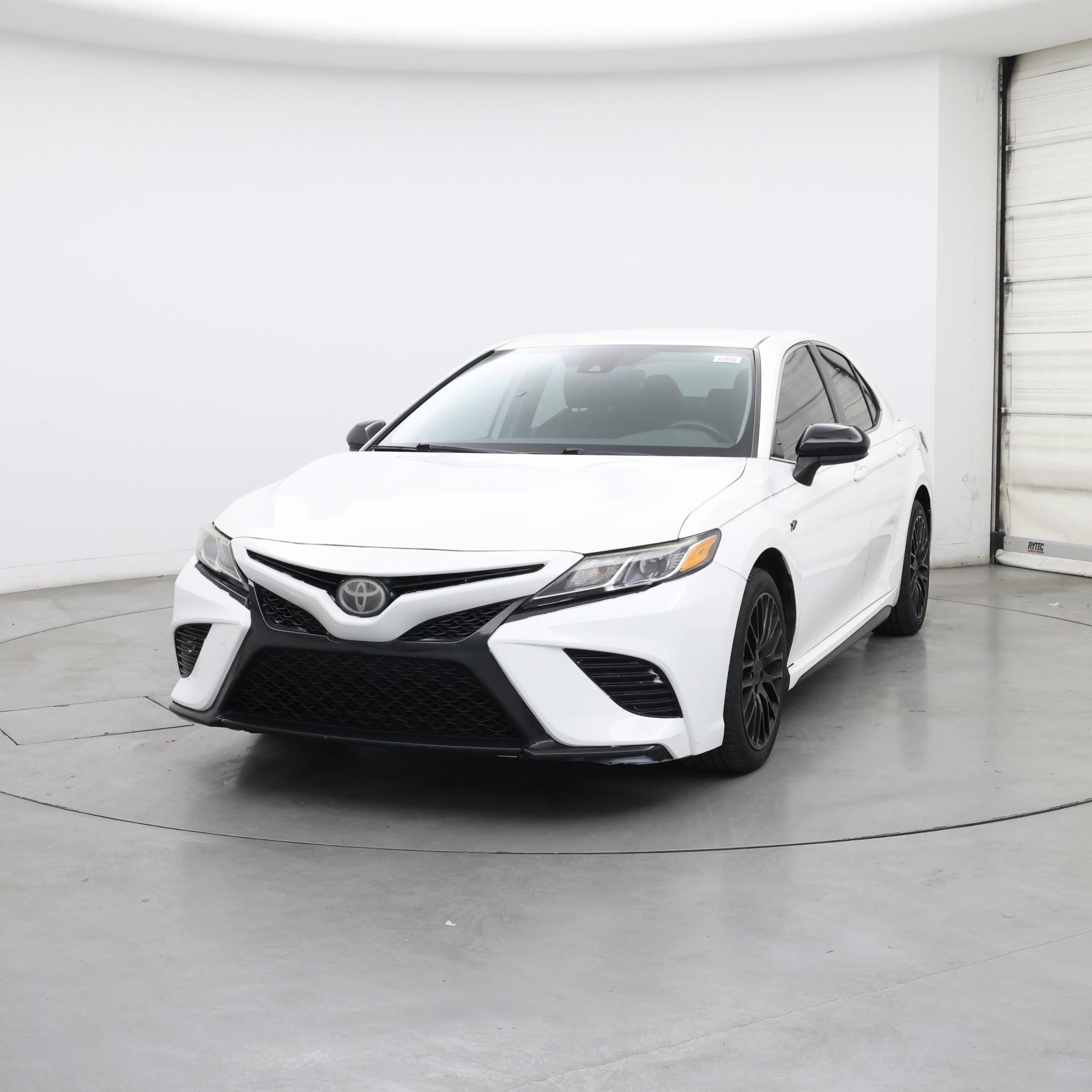 Thumbnail: 2020 Toyota Camry - 4