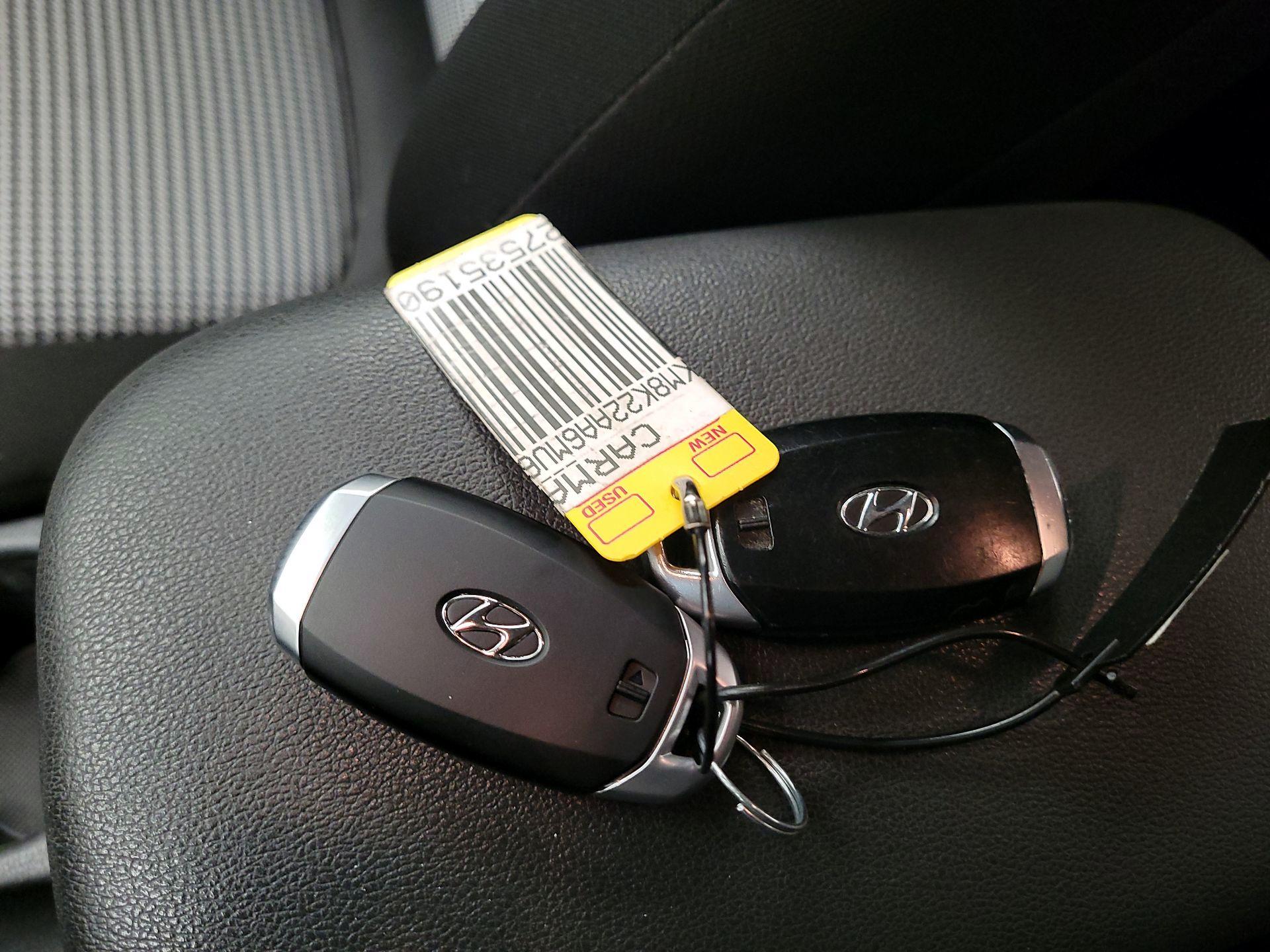 Thumbnail: 2021 Hyundai Kona - 19