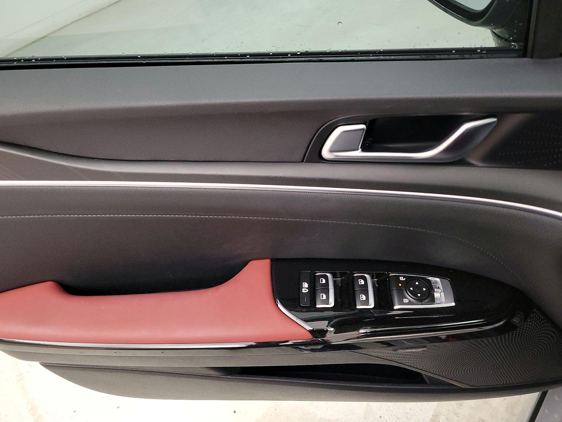 Thumbnail: 2025 Kia K5 - 12