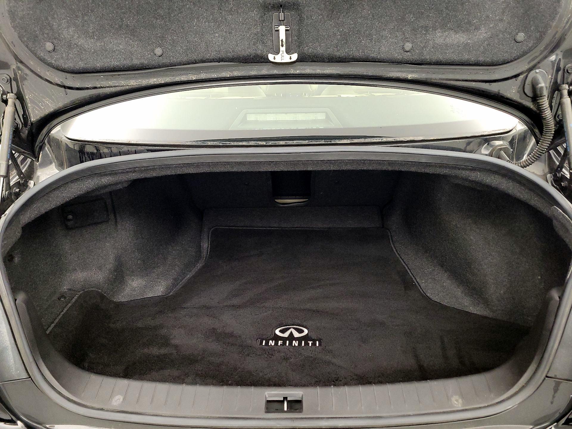 Thumbnail: 2018 INFINITI Q50 - 16