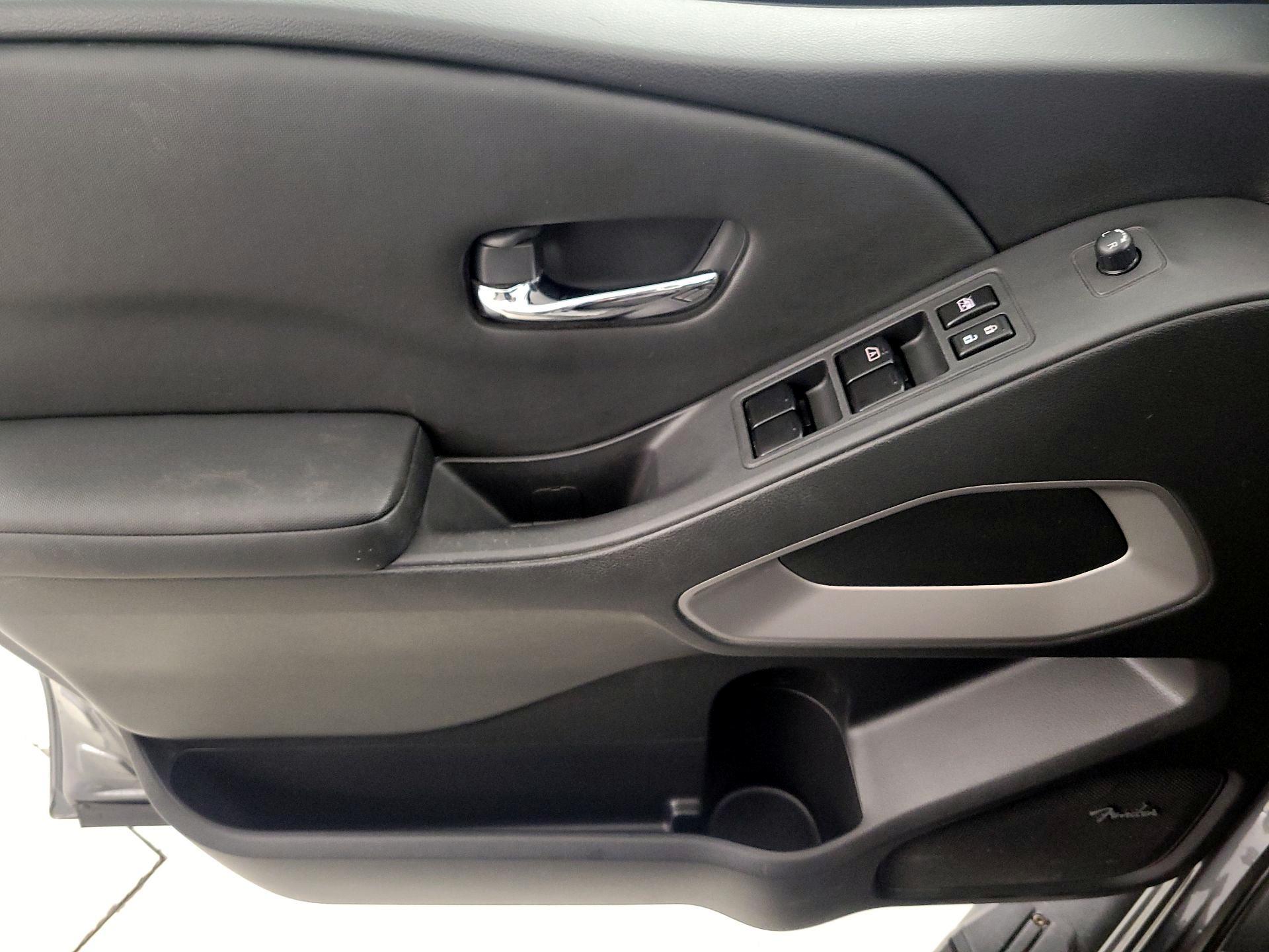 Thumbnail: 2023 Nissan Frontier - 12