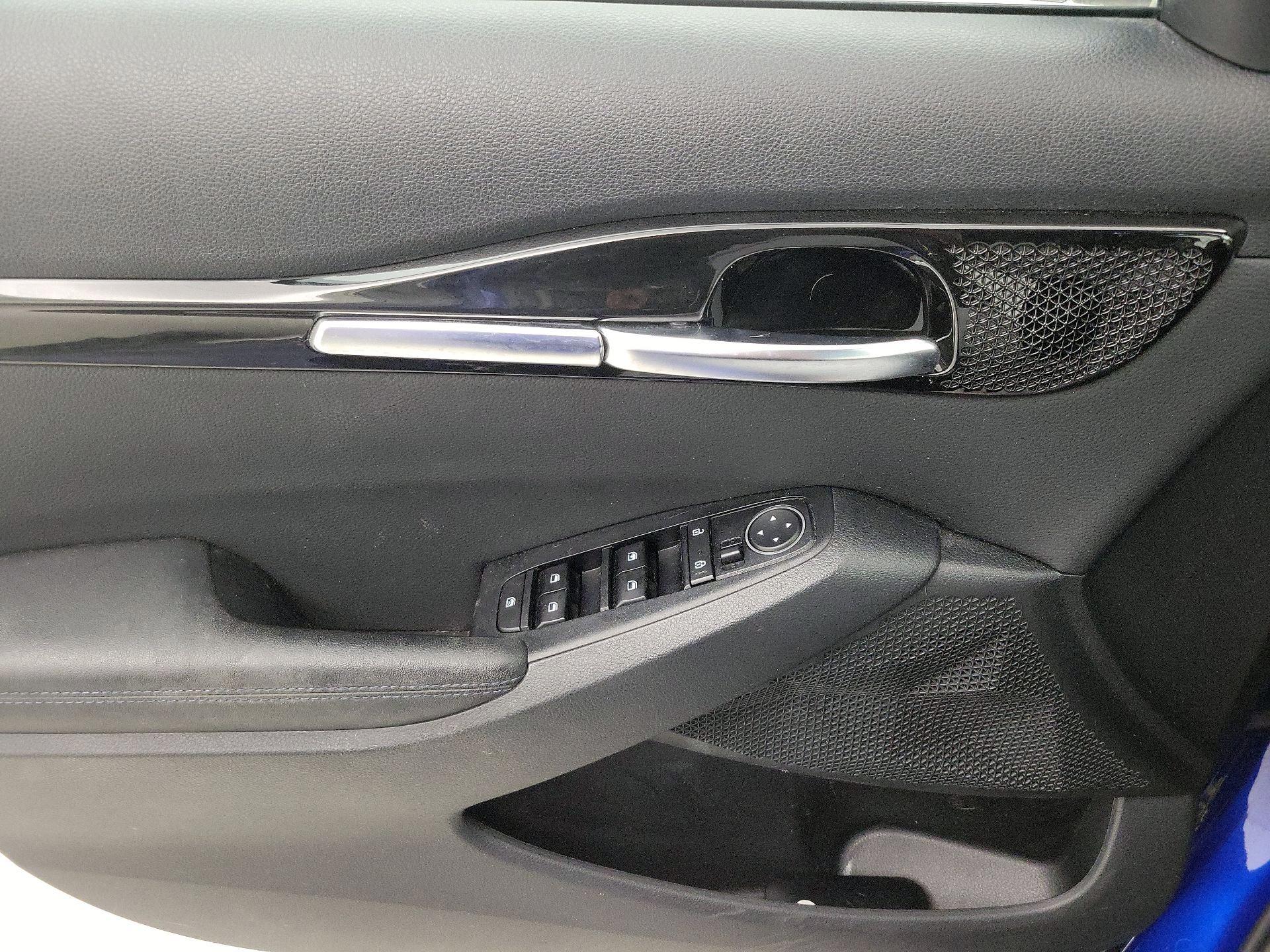 Thumbnail: 2022 Kia Seltos - 12