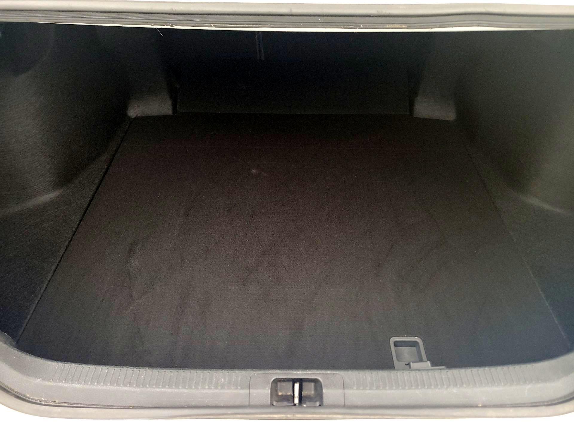 Thumbnail: 2018 Toyota Camry - 20