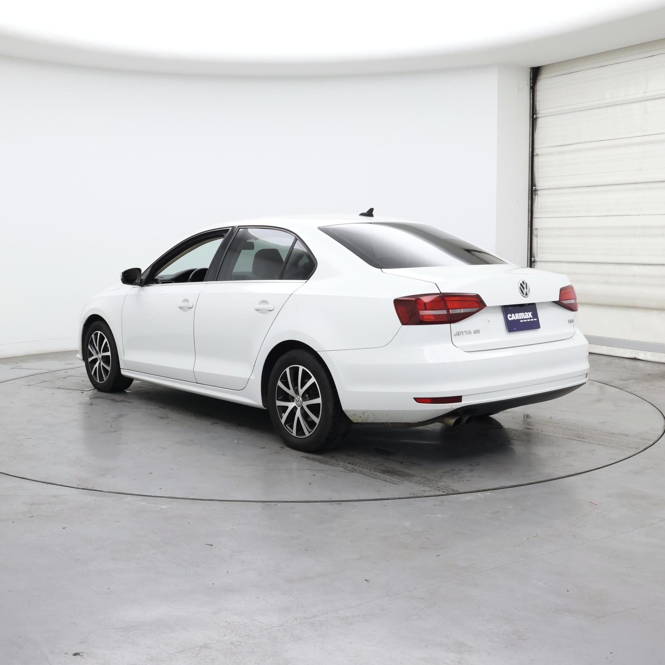 Thumbnail: 2017 Volkswagen Jetta - 2