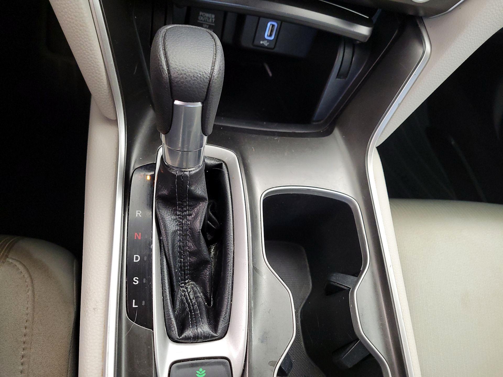 Thumbnail: 2018 Honda Accord - 15