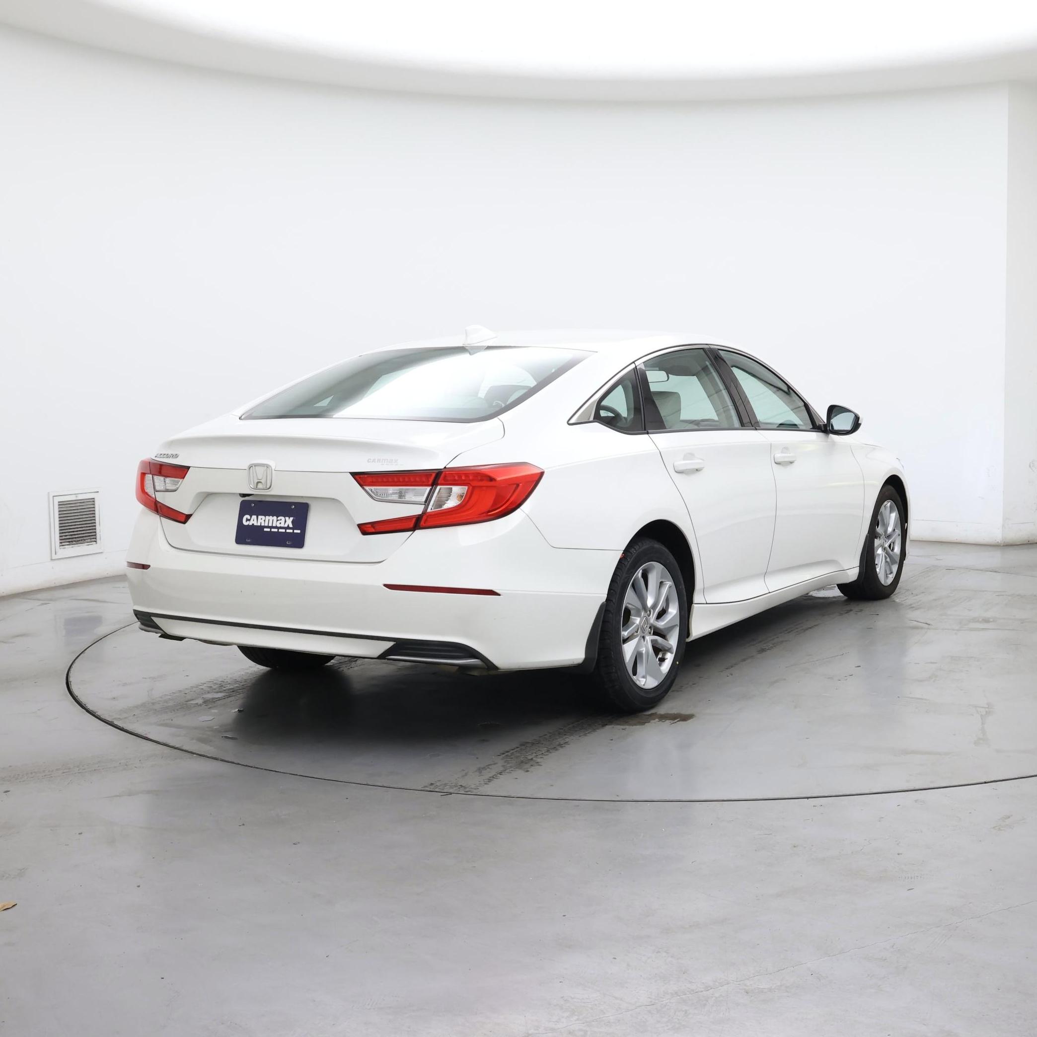 Thumbnail: 2018 Honda Accord - 8