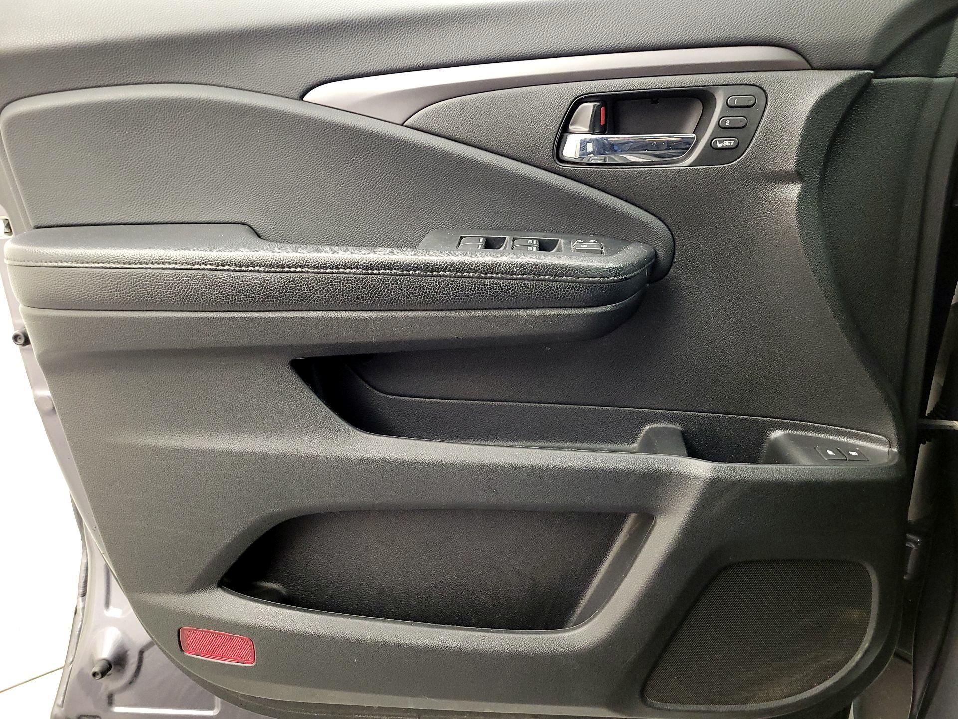 Thumbnail: 2021 Honda Pilot - 12