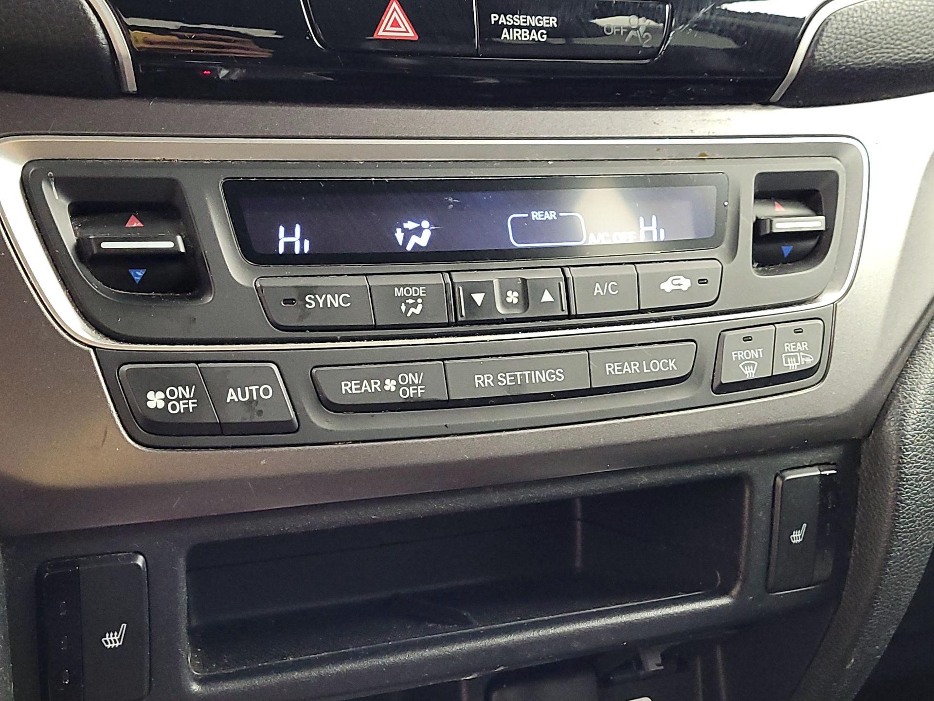 Thumbnail: 2021 Honda Pilot - 16