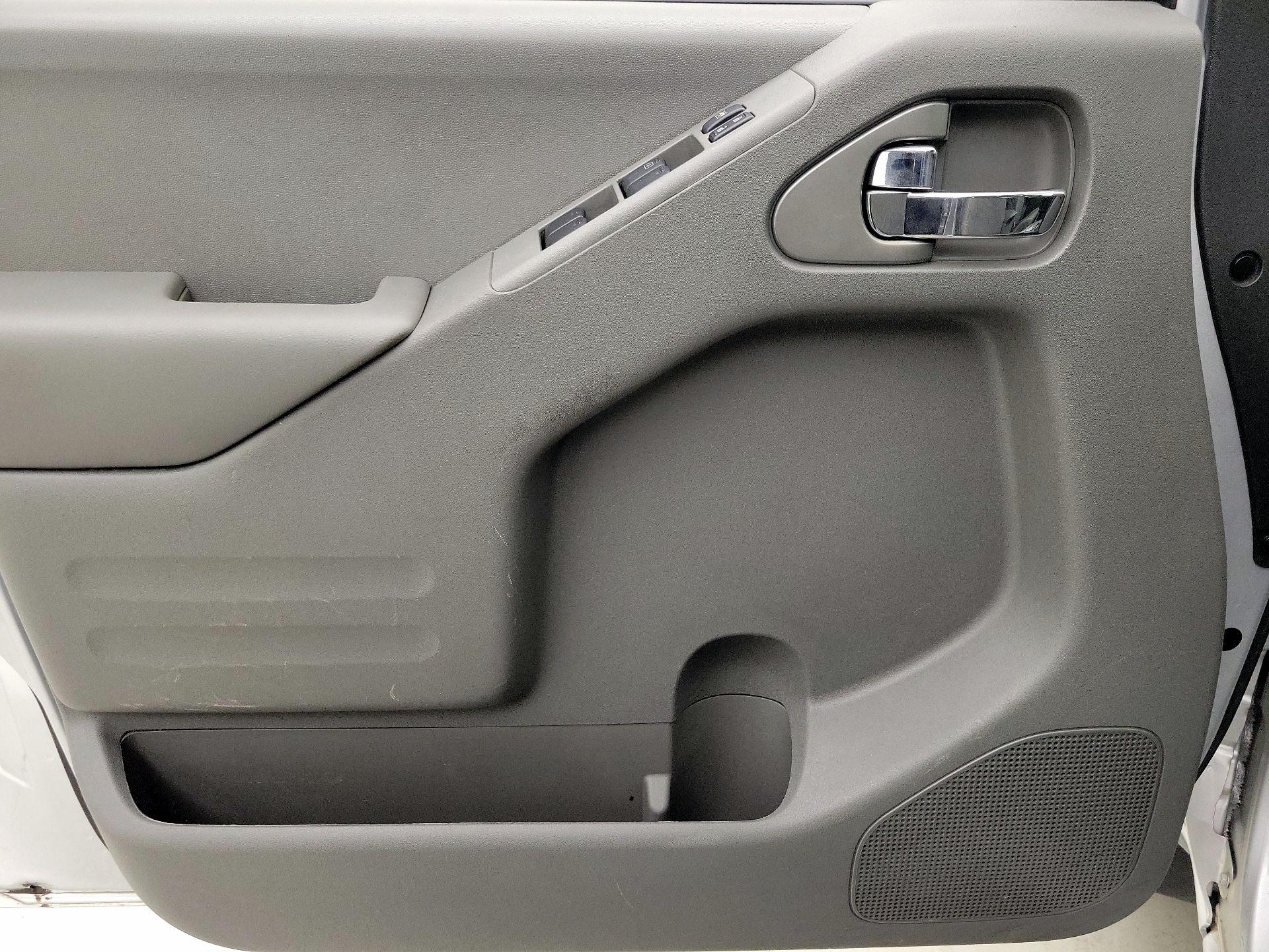 Thumbnail: 2020 Nissan Frontier - 12