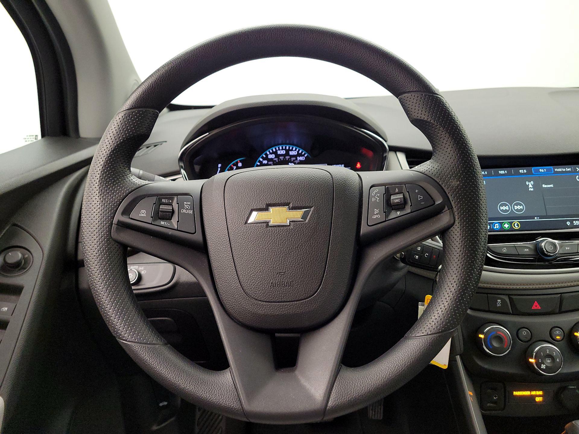 Thumbnail: 2018 Chevrolet Trax - 10