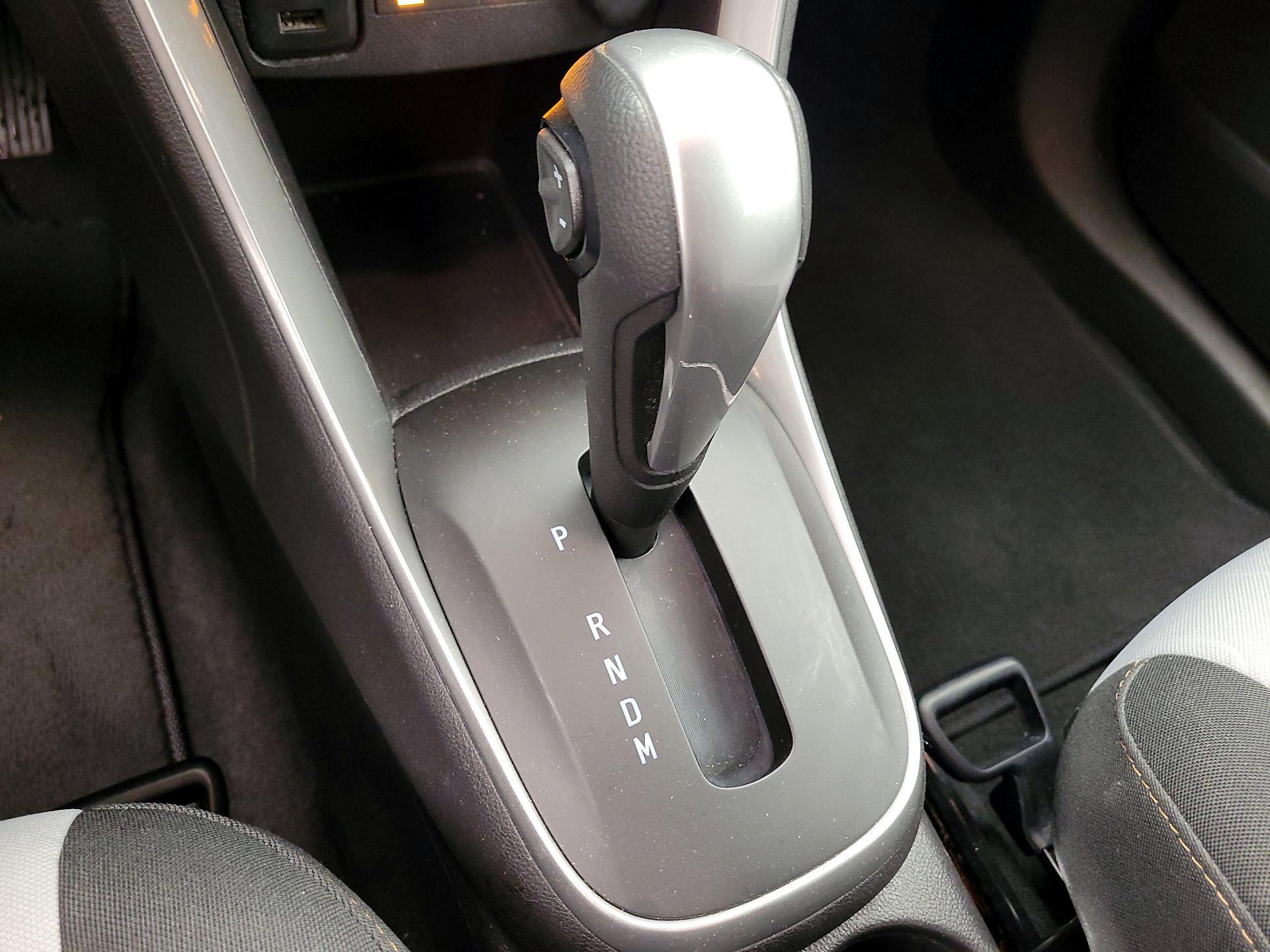 Thumbnail: 2018 Chevrolet Trax - 17