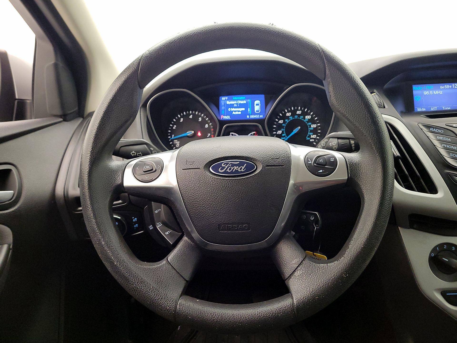 Thumbnail: 2014 Ford Focus - 10