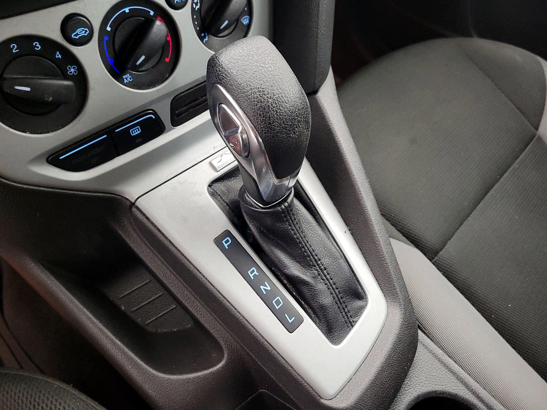 Thumbnail: 2014 Ford Focus - 16