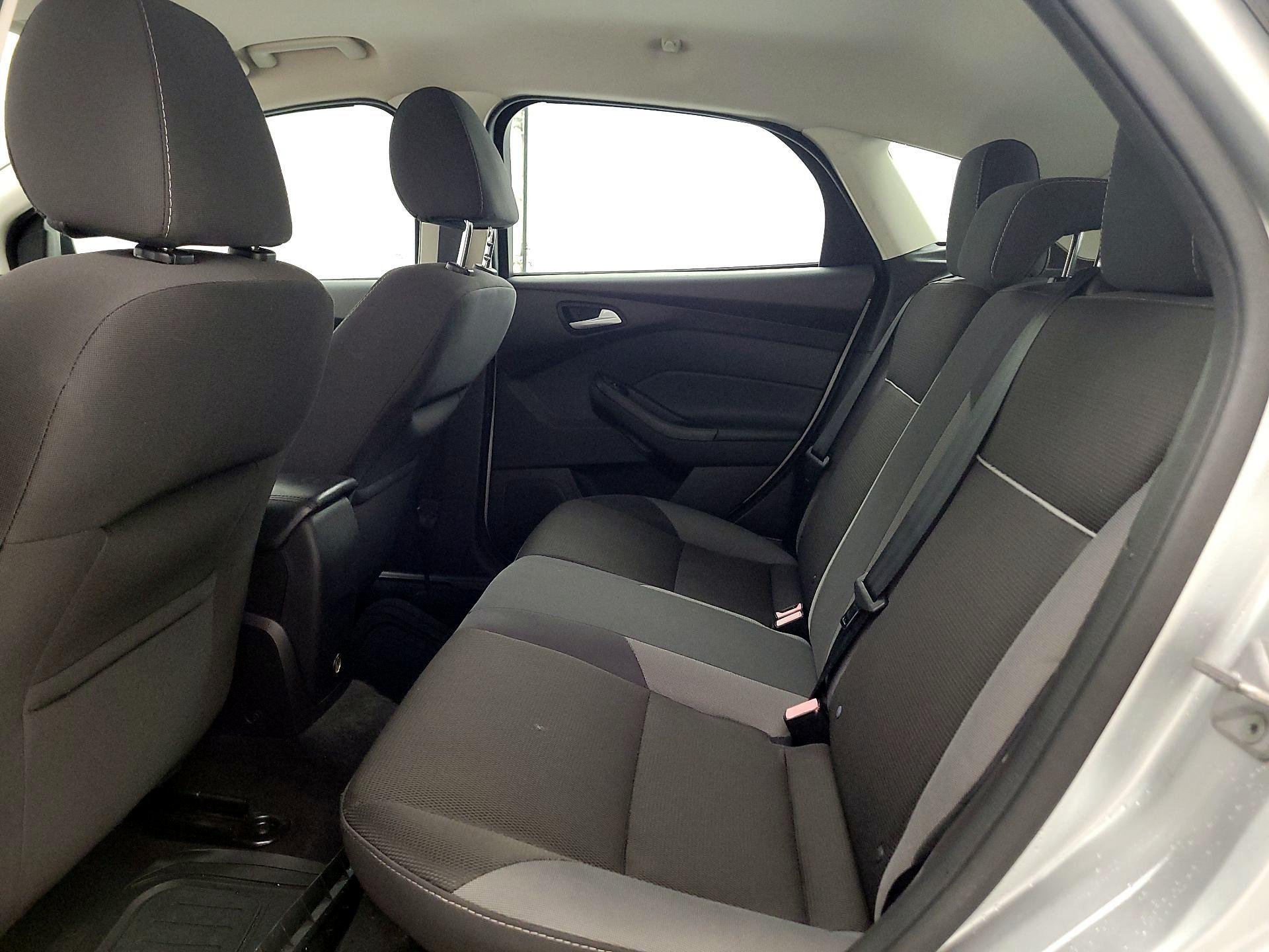 Thumbnail: 2014 Ford Focus - 18