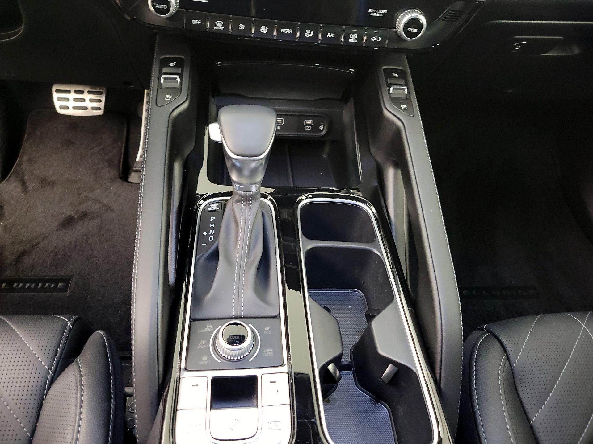 Thumbnail: 2024 Kia Telluride - 18