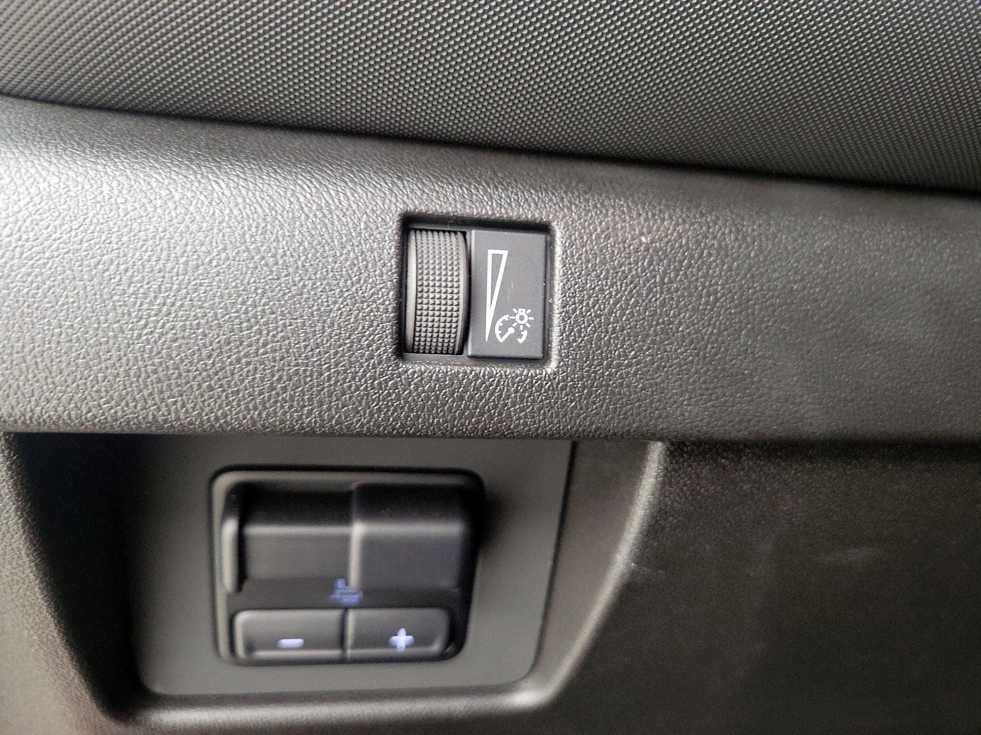 Thumbnail: 2025 Chevrolet Colorado - 13