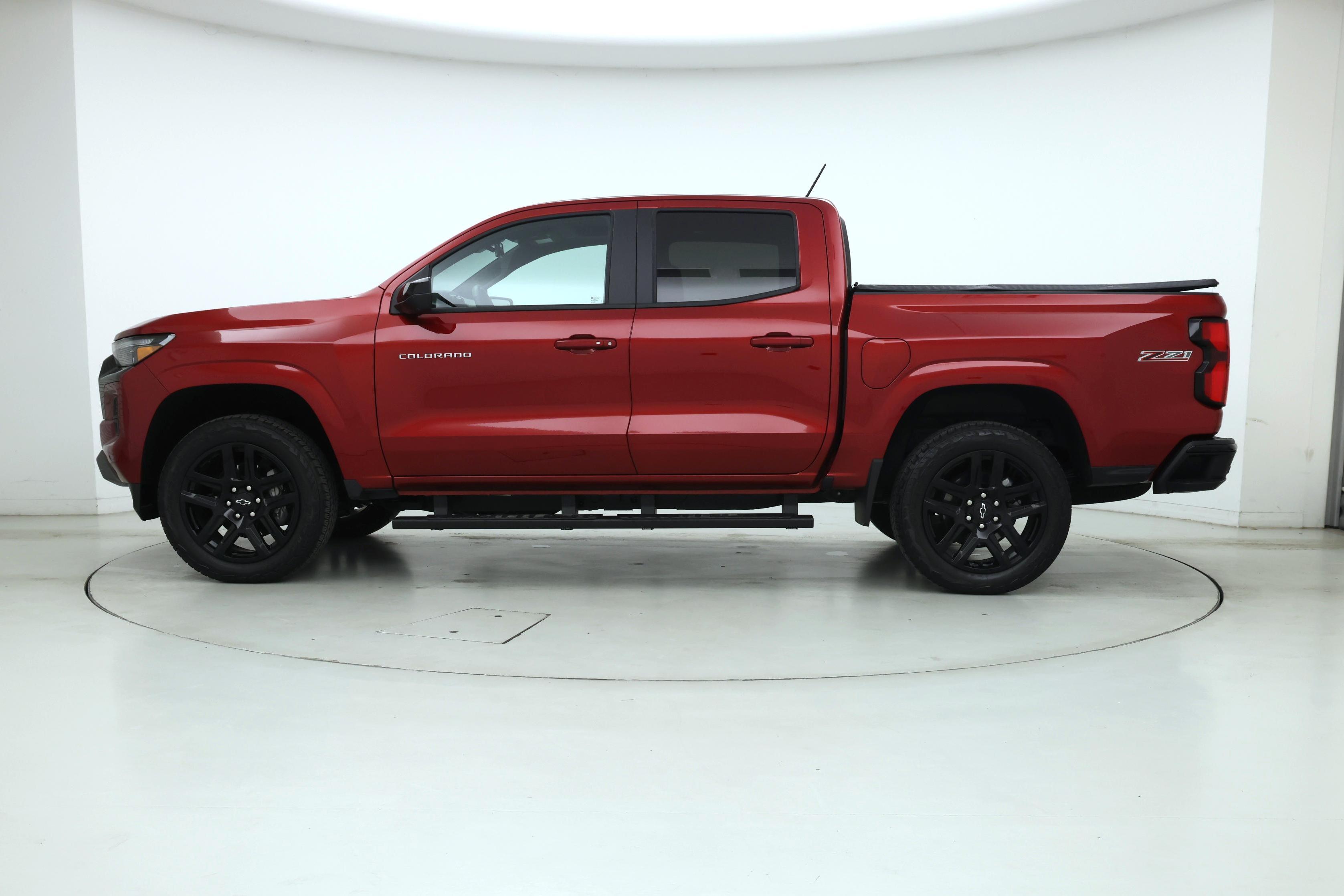 Thumbnail: 2025 Chevrolet Colorado - 3