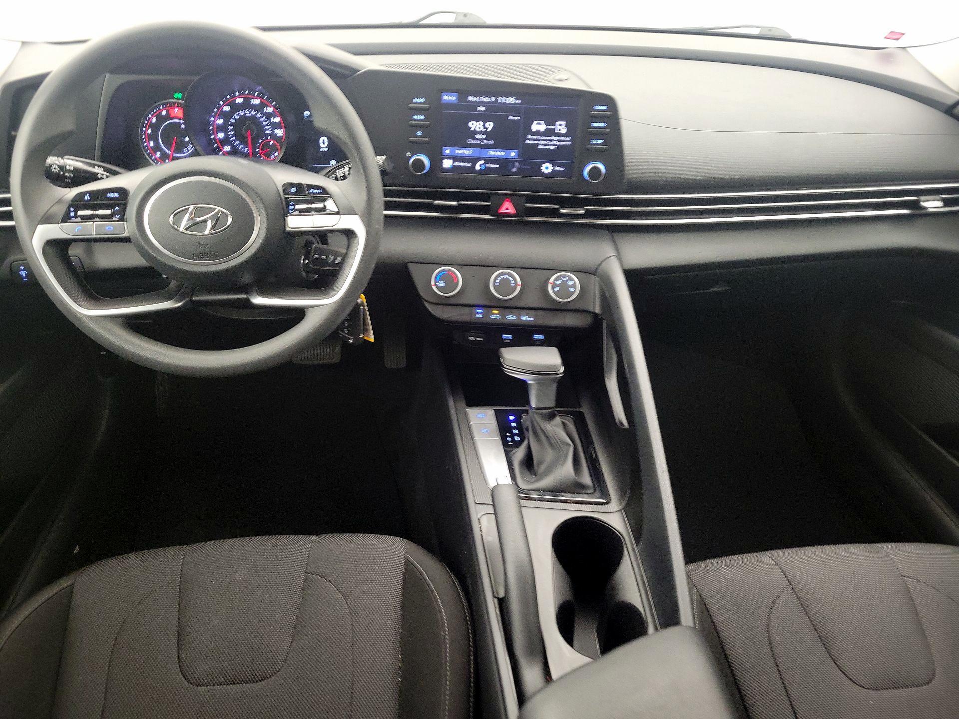 Thumbnail: 2023 Hyundai Elantra - 9