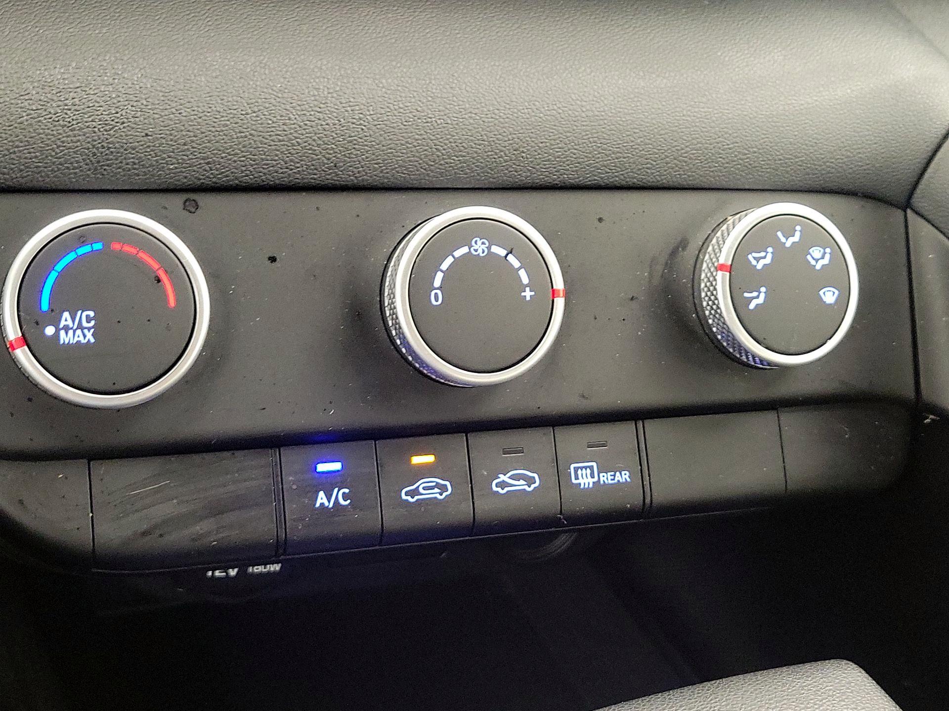 Thumbnail: 2023 Hyundai Elantra - 16