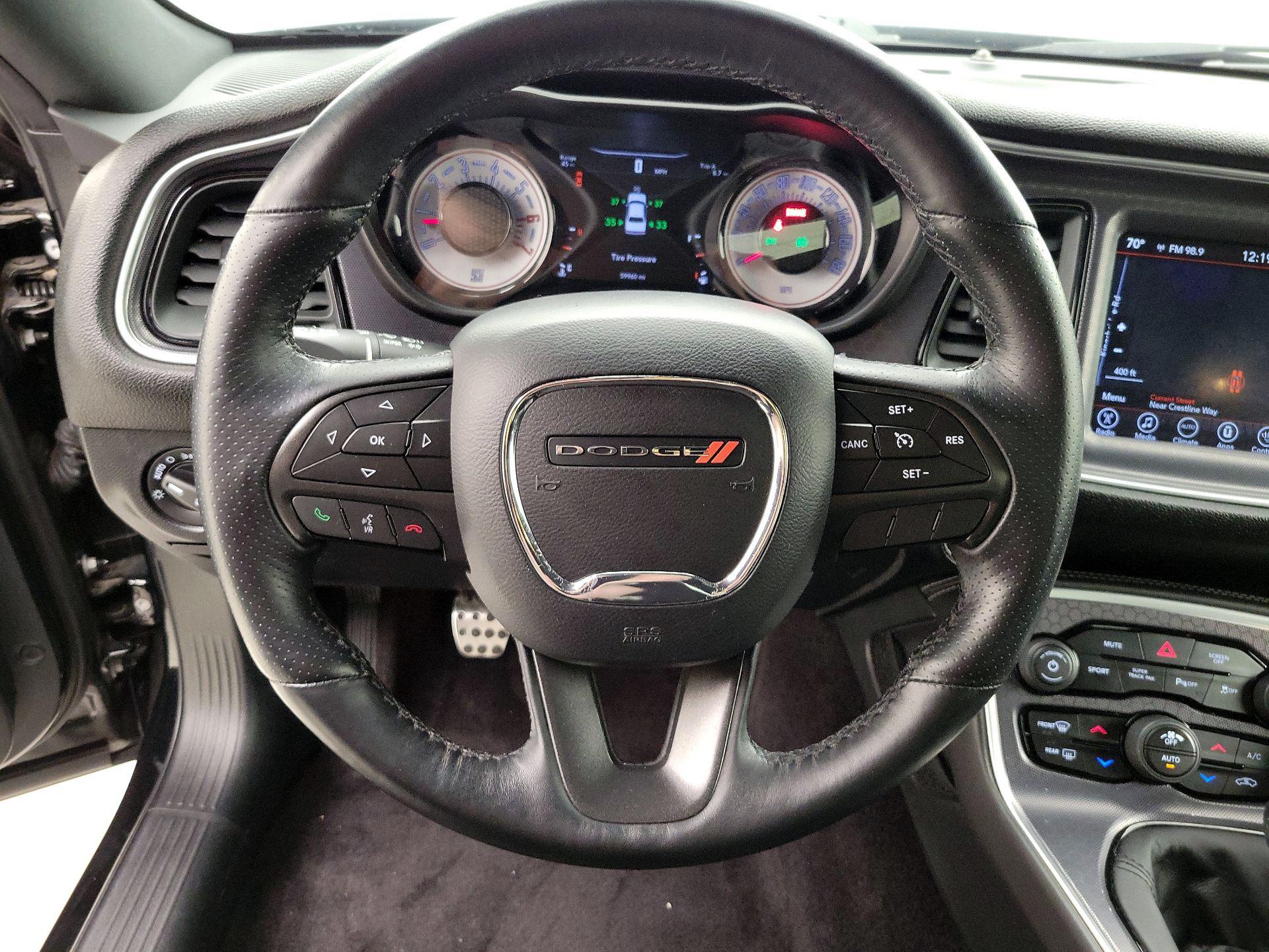 Thumbnail: 2017 Dodge Challenger - 10