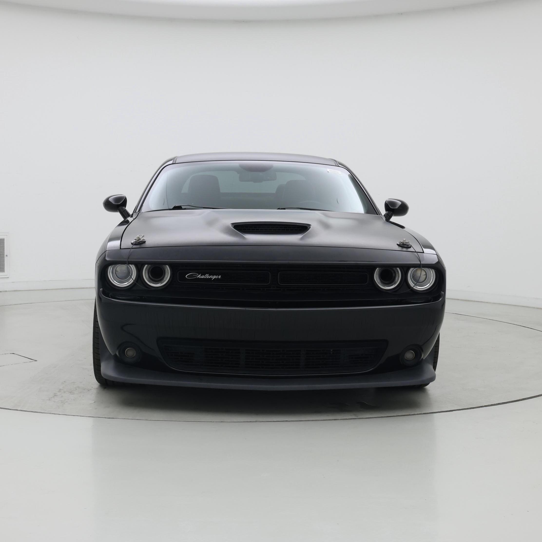 Thumbnail: 2017 Dodge Challenger - 5