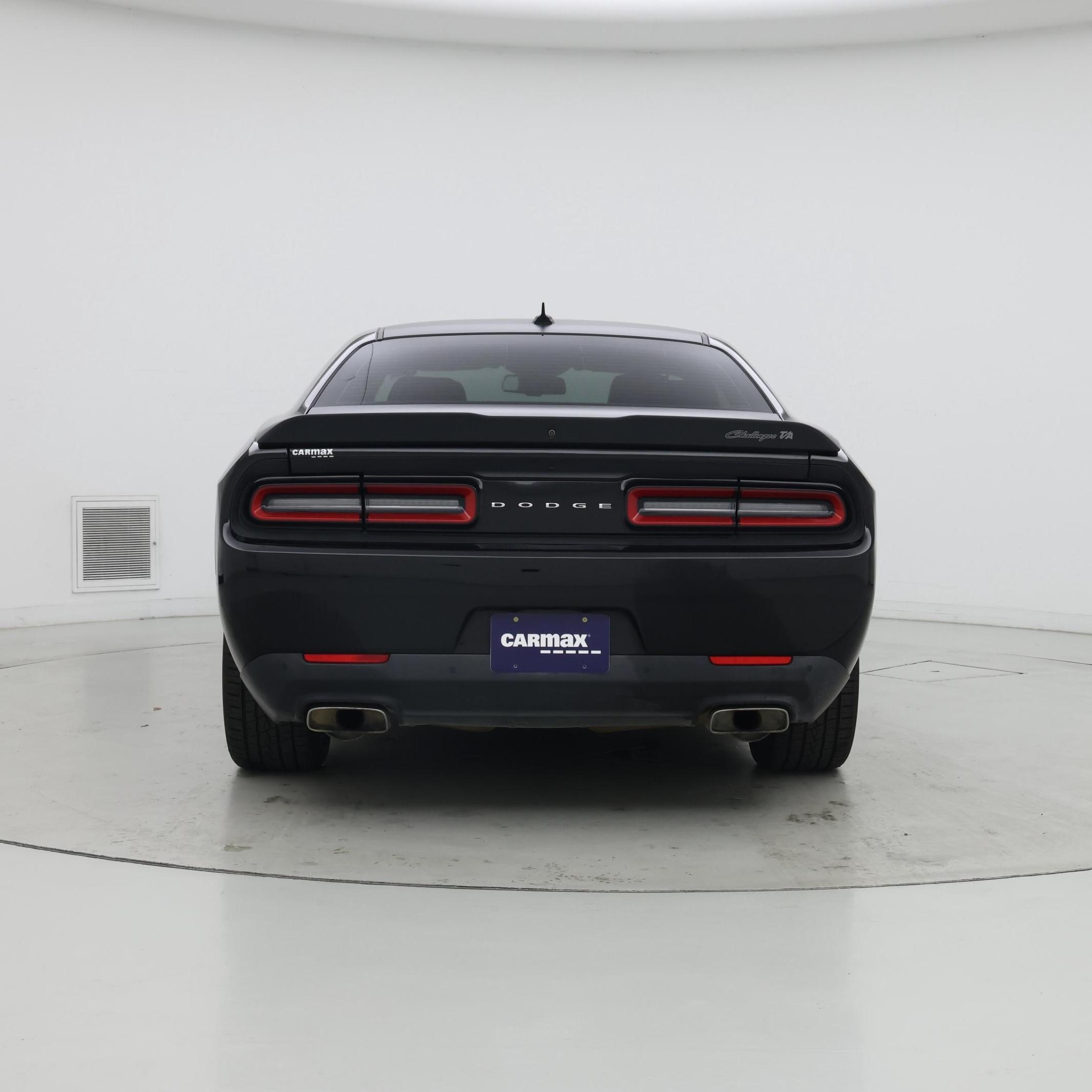 Thumbnail: 2017 Dodge Challenger - 6