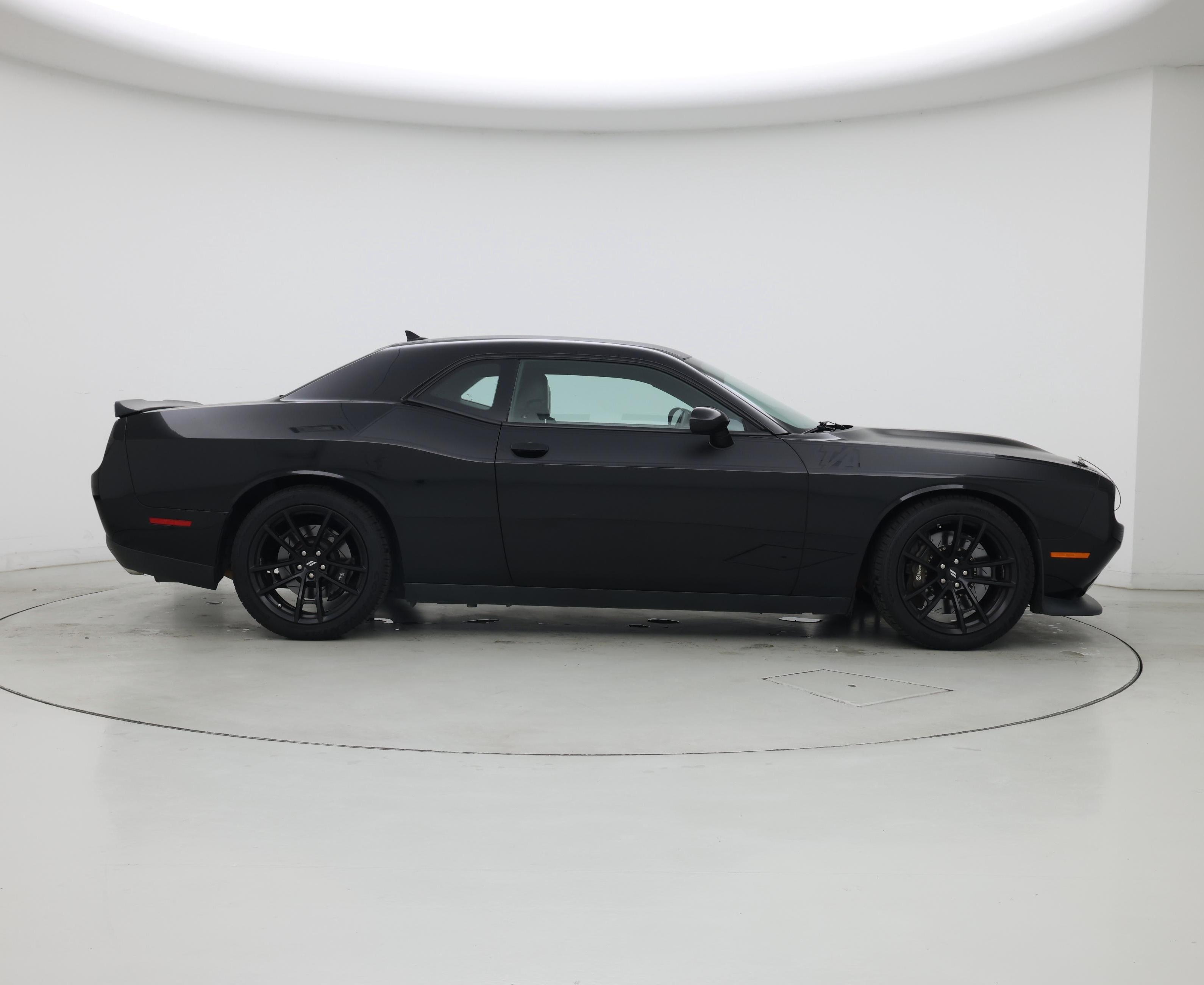 Thumbnail: 2017 Dodge Challenger - 7