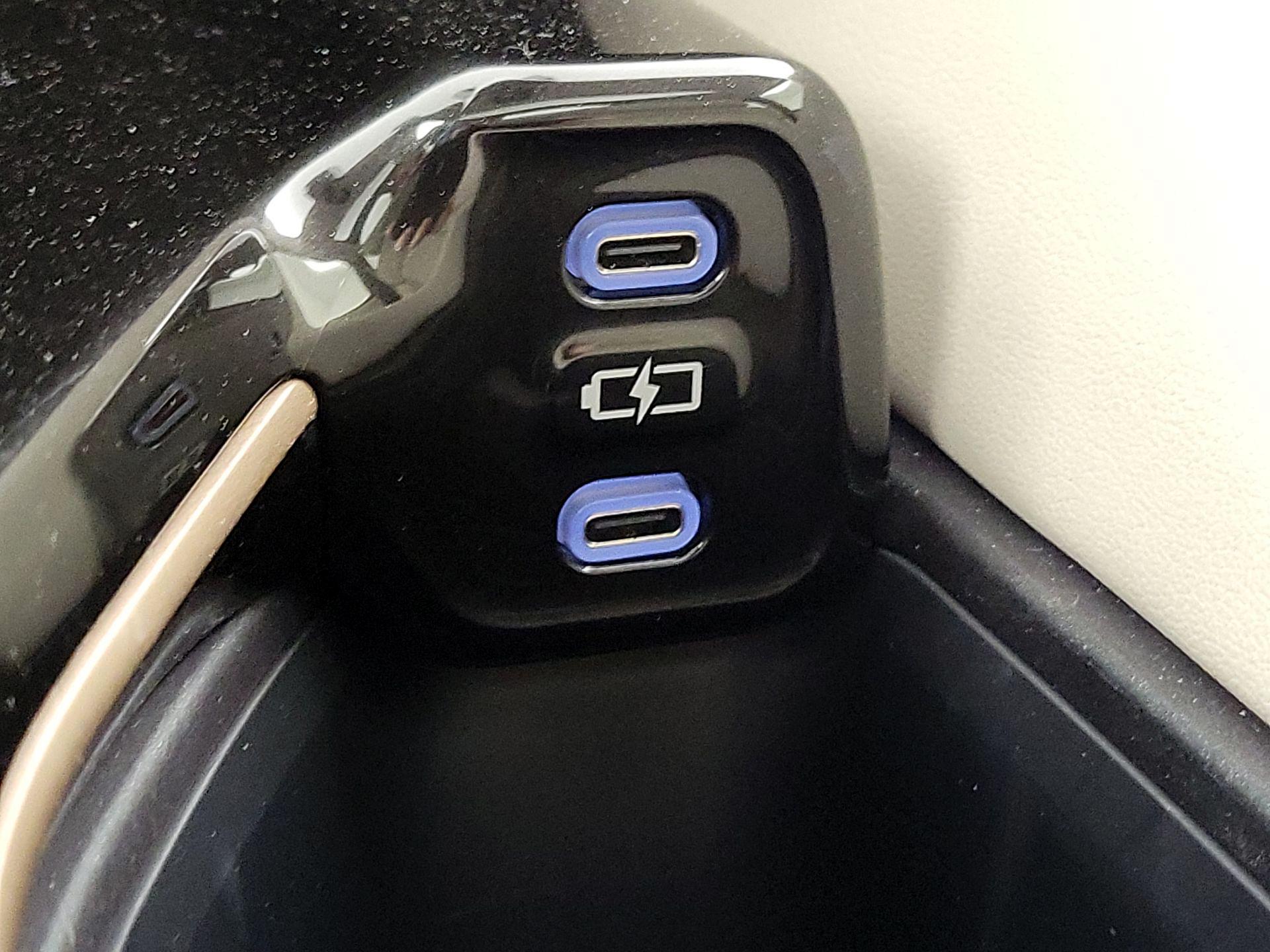 Thumbnail: 2025 Toyota Crown - 18