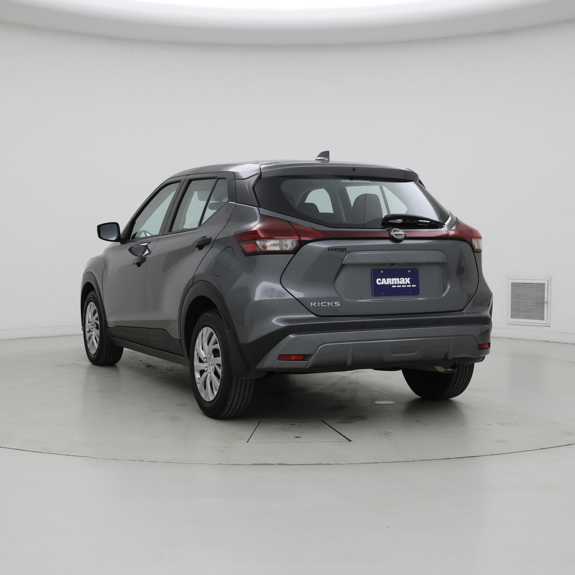 Thumbnail: 2024 Nissan Kicks - 2