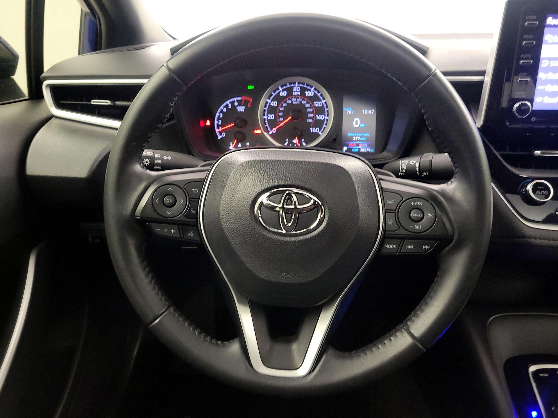 Thumbnail: 2021 Toyota Corolla - 10