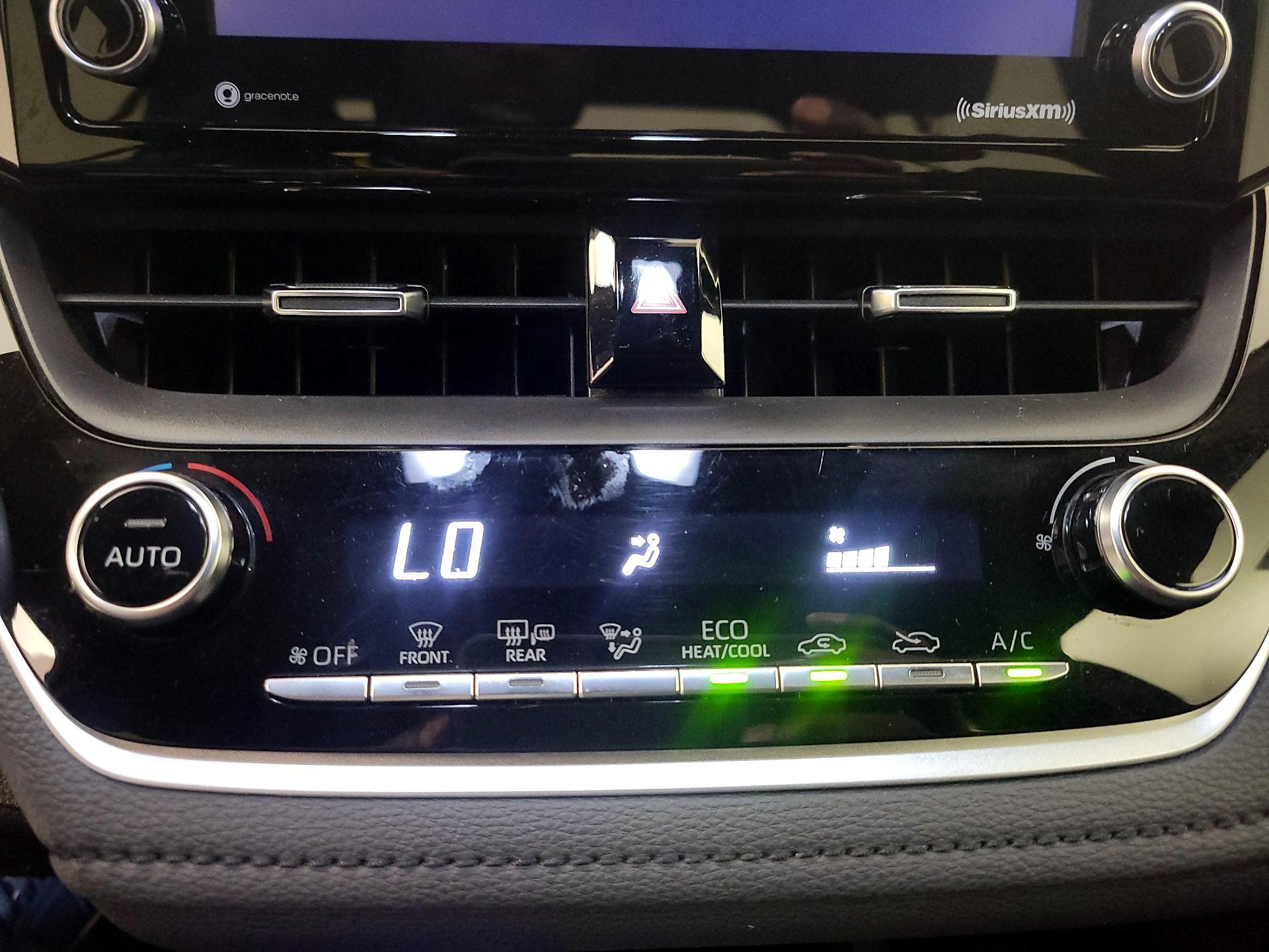 Thumbnail: 2021 Toyota Corolla - 16