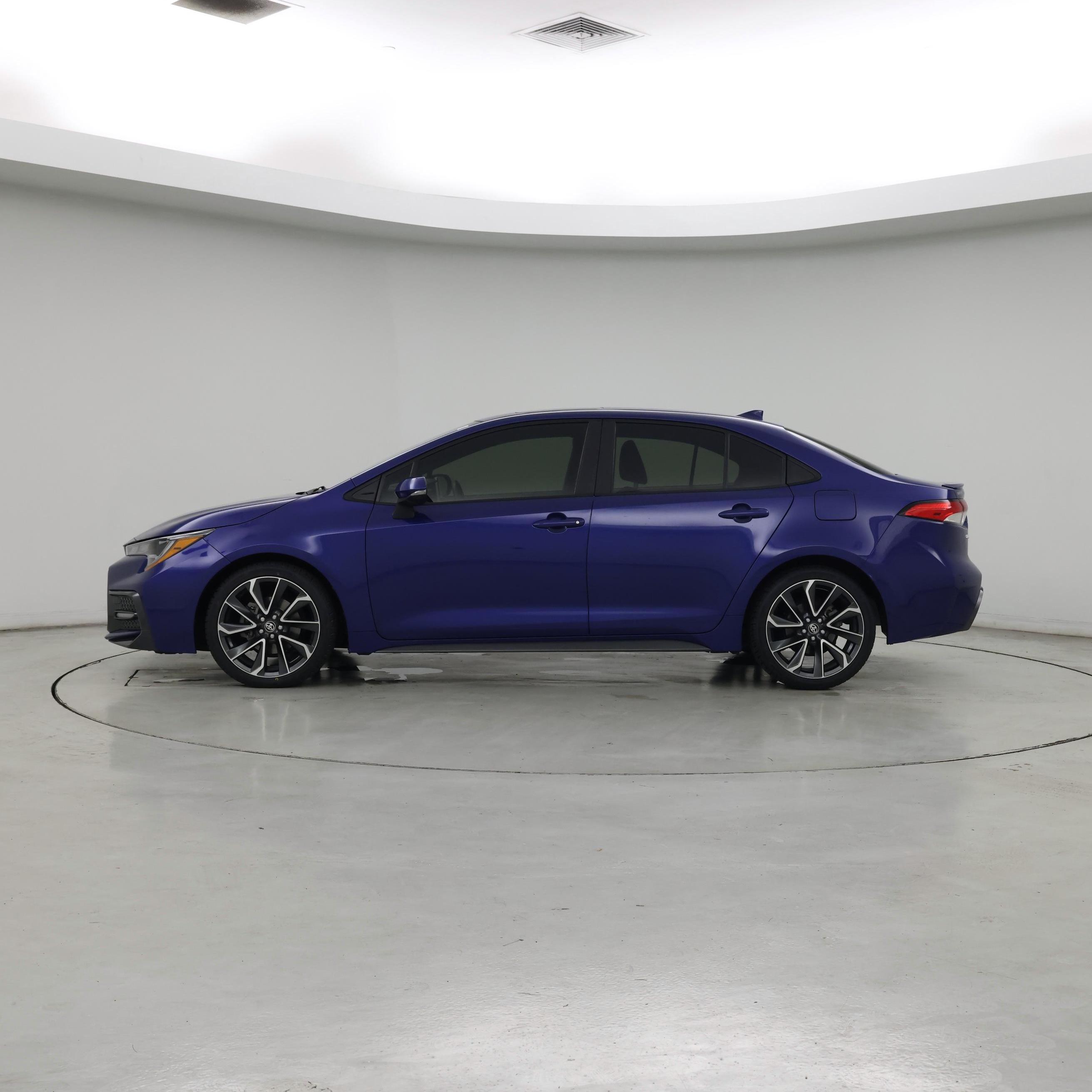 Thumbnail: 2021 Toyota Corolla - 3