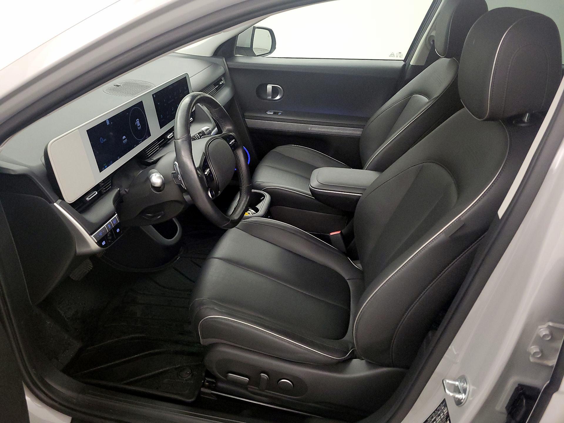 Thumbnail: 2023 Hyundai Ioniq 5 - 11